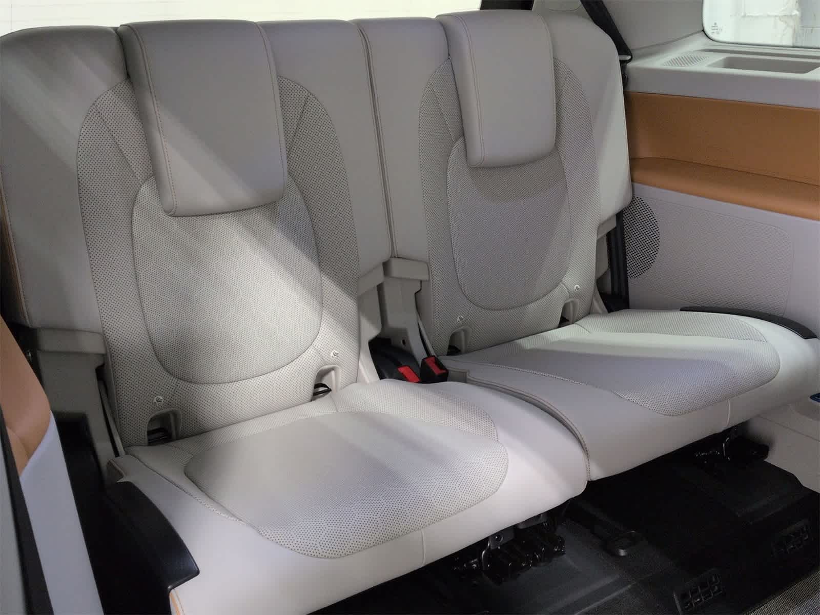 Thumbnail: 2025 Volkswagen ID.Buzz - 39