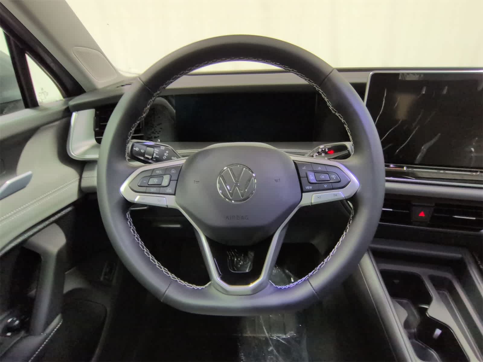 Thumbnail: 2026 Volkswagen Tiguan - 25