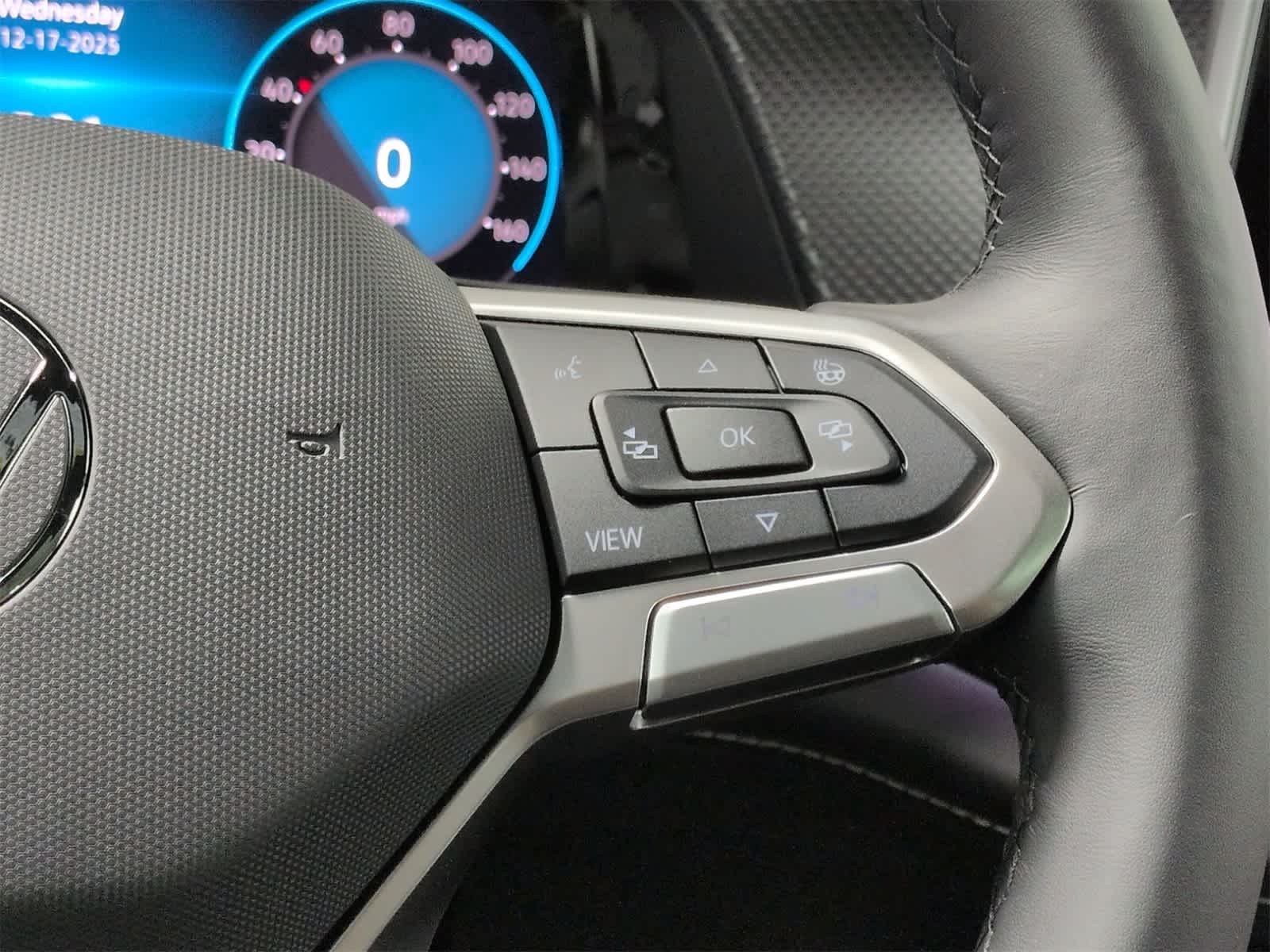 Thumbnail: 2026 Volkswagen Atlas - 27