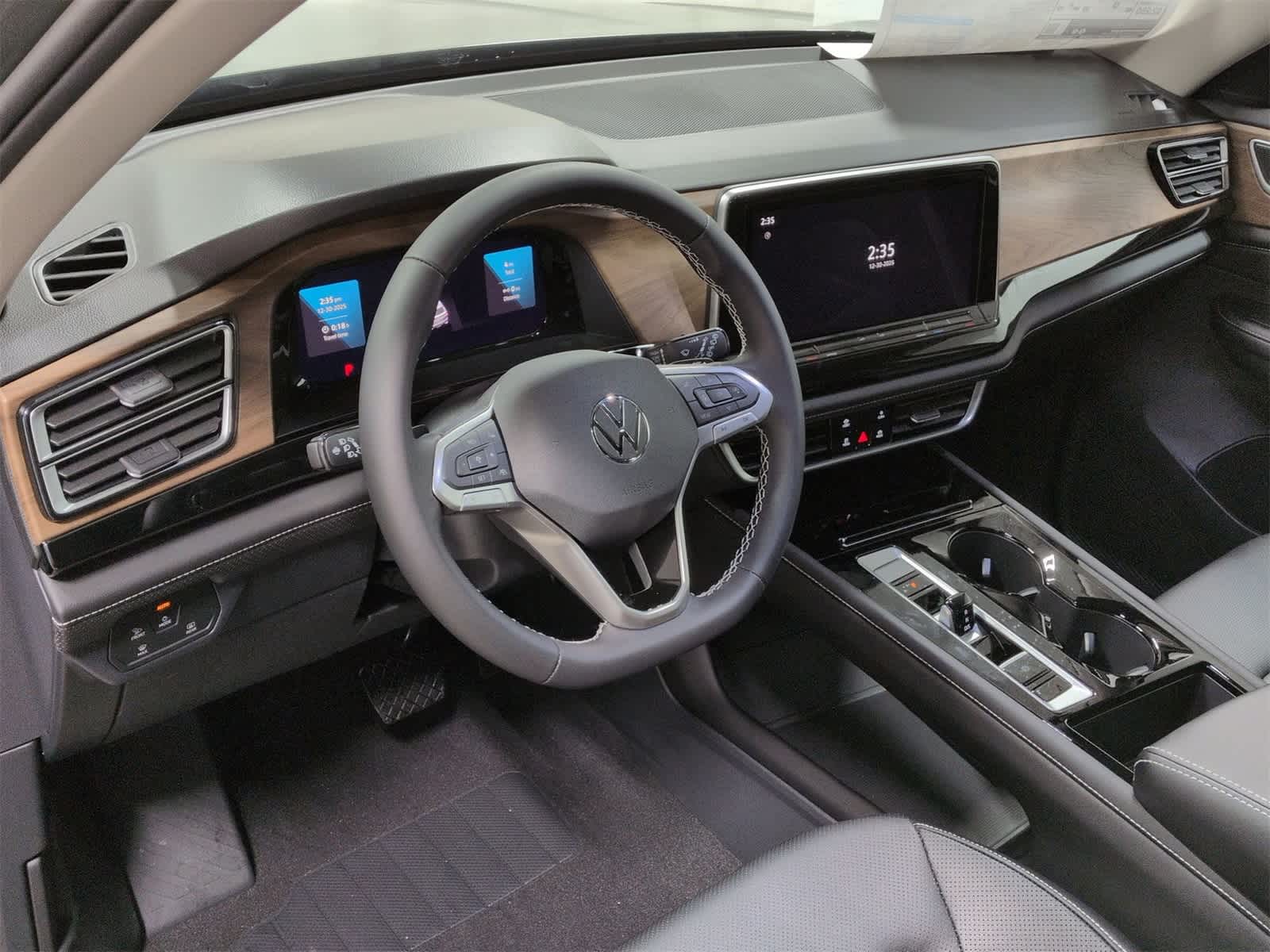 Thumbnail: 2026 Volkswagen Atlas - 10