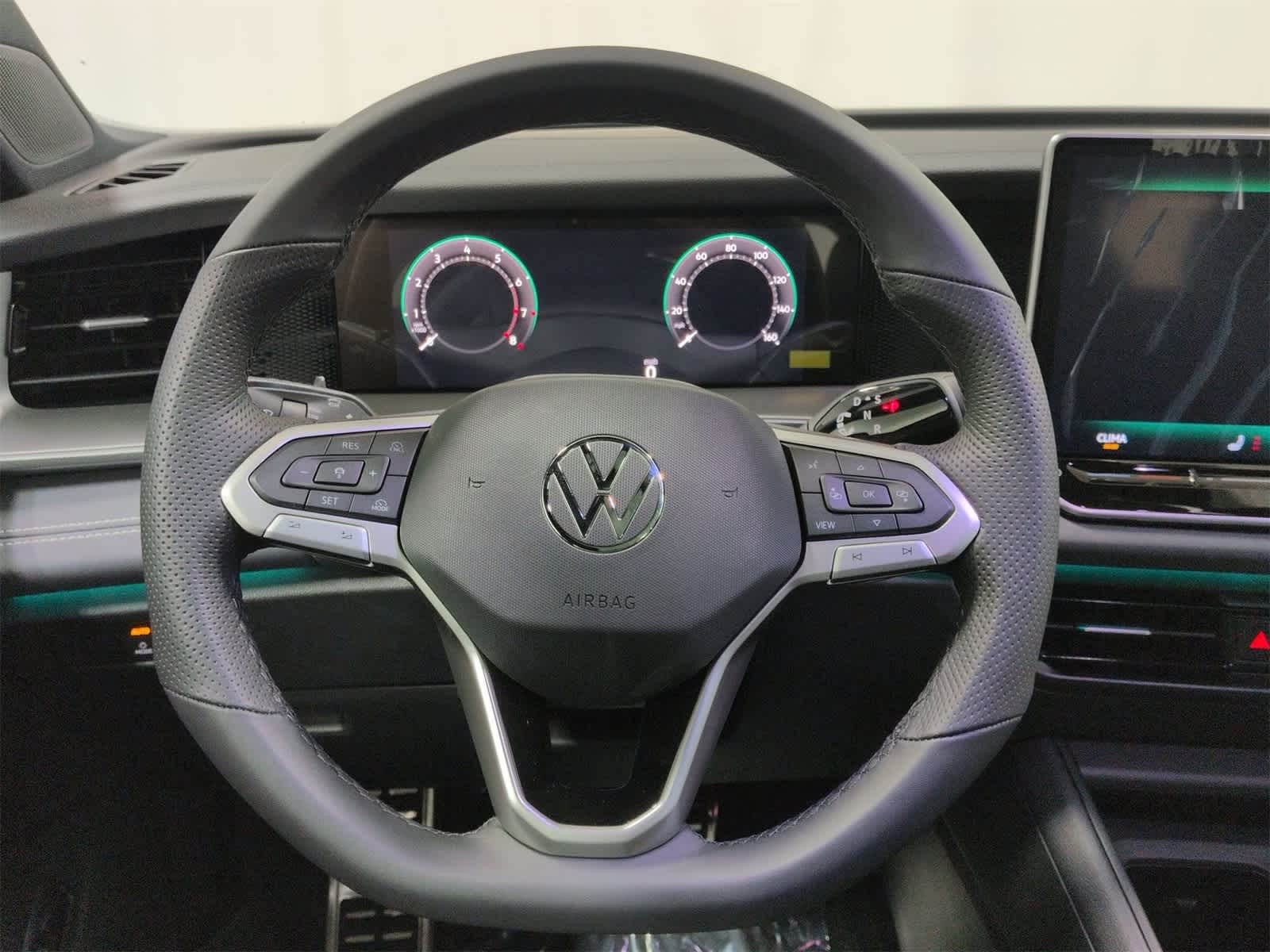 Thumbnail: 2026 Volkswagen Tiguan - 25