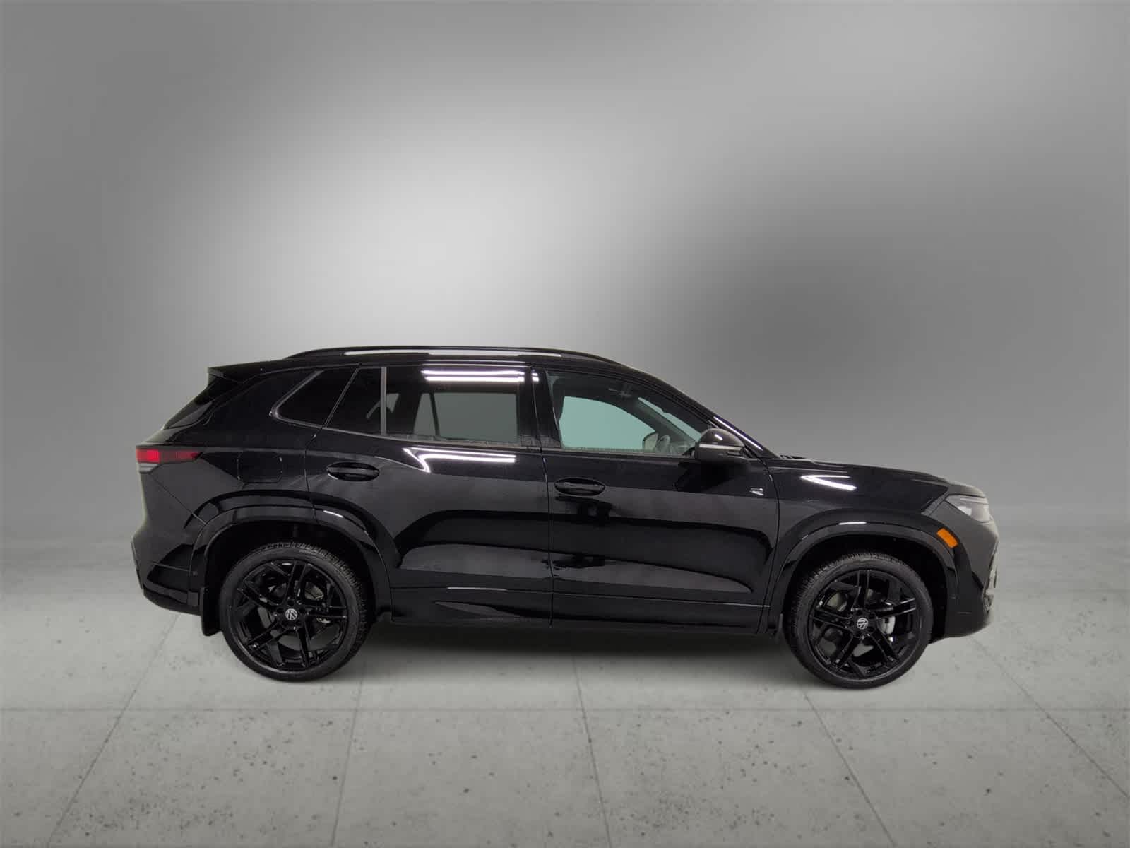 Thumbnail: 2026 Volkswagen Tiguan - 9