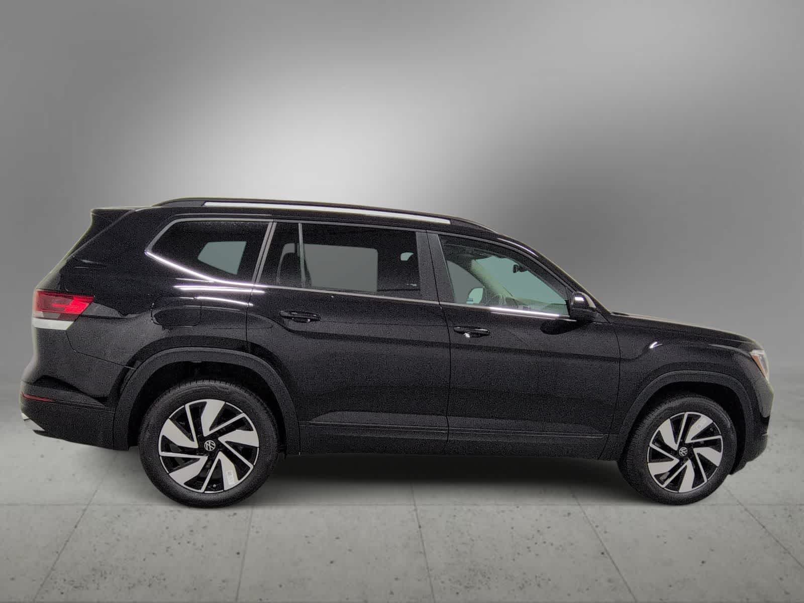 Thumbnail: 2026 Volkswagen Atlas - 9