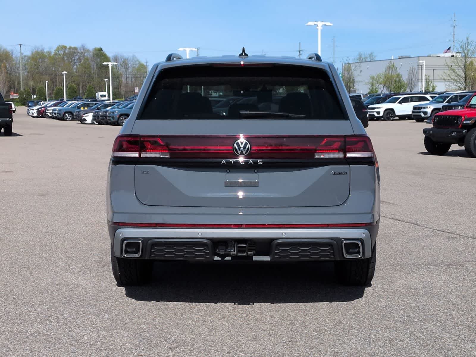 Thumbnail: 2026 Volkswagen Atlas - 13