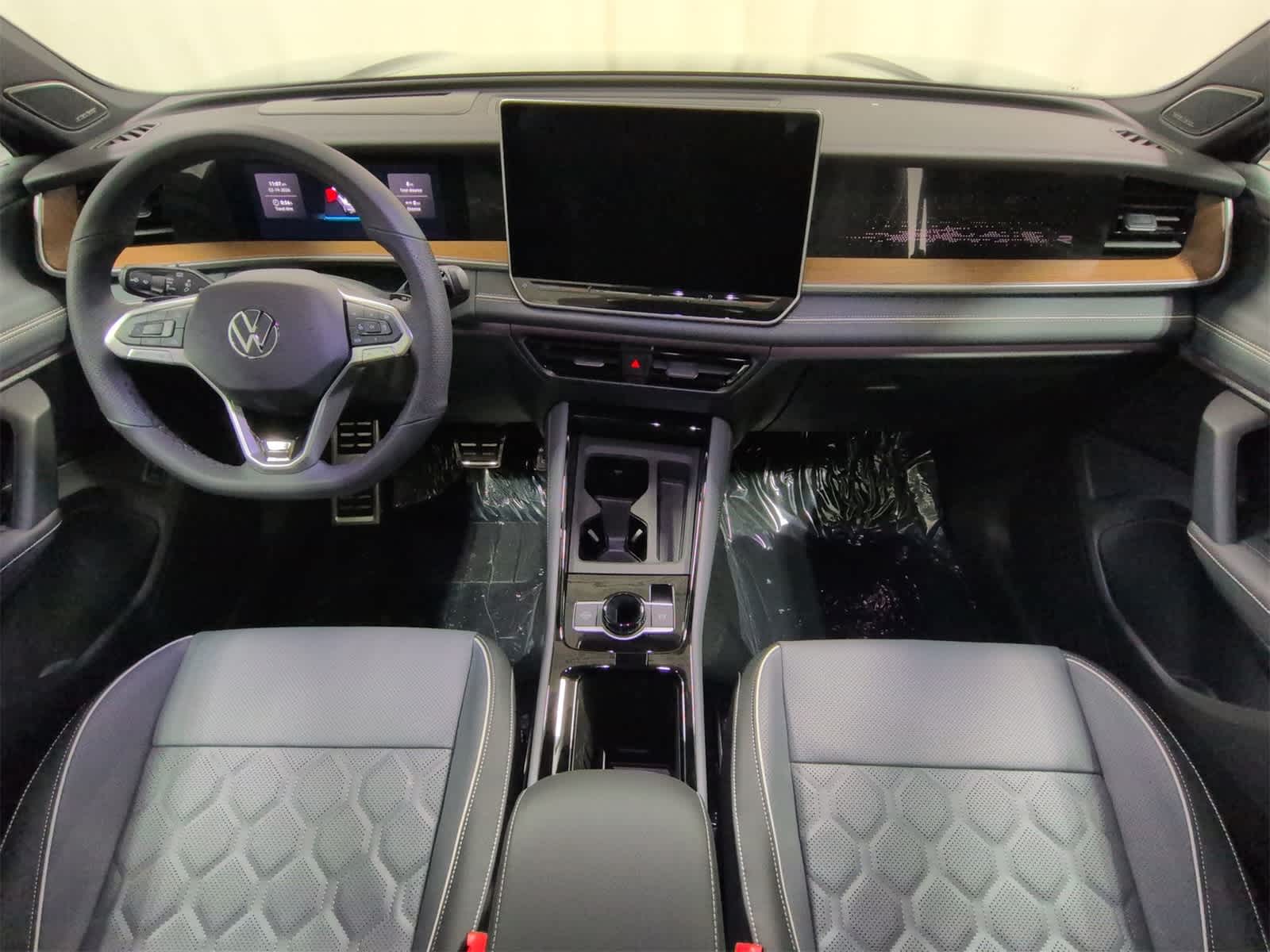 Thumbnail: 2026 Volkswagen Tiguan - 16