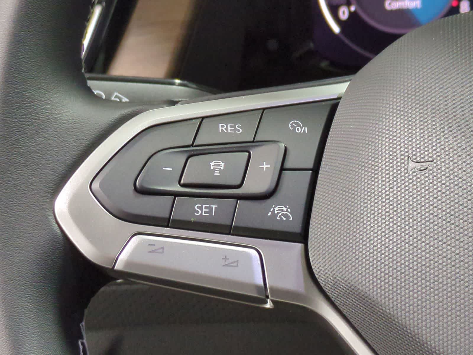 2026 Volkswagen Atlas SE w/Tech - Photo 23