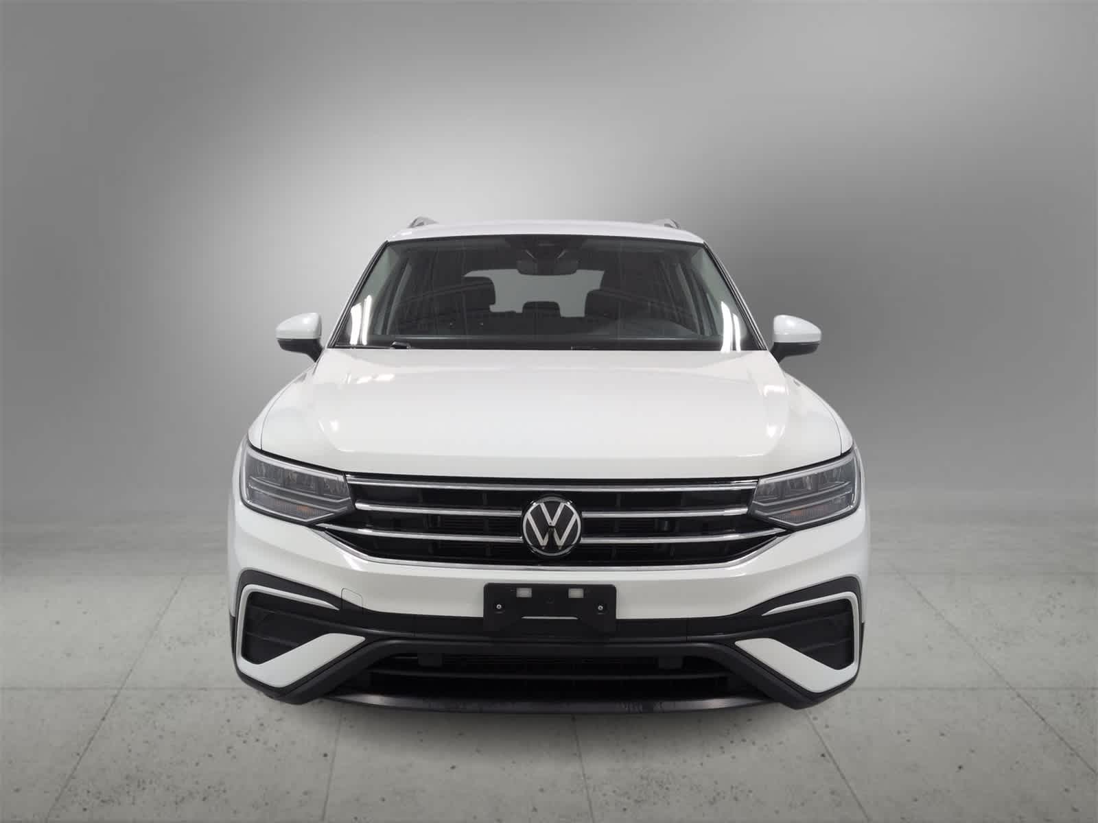 2024 Volkswagen Tiguan SE Wolfsburg Edition photo 3
