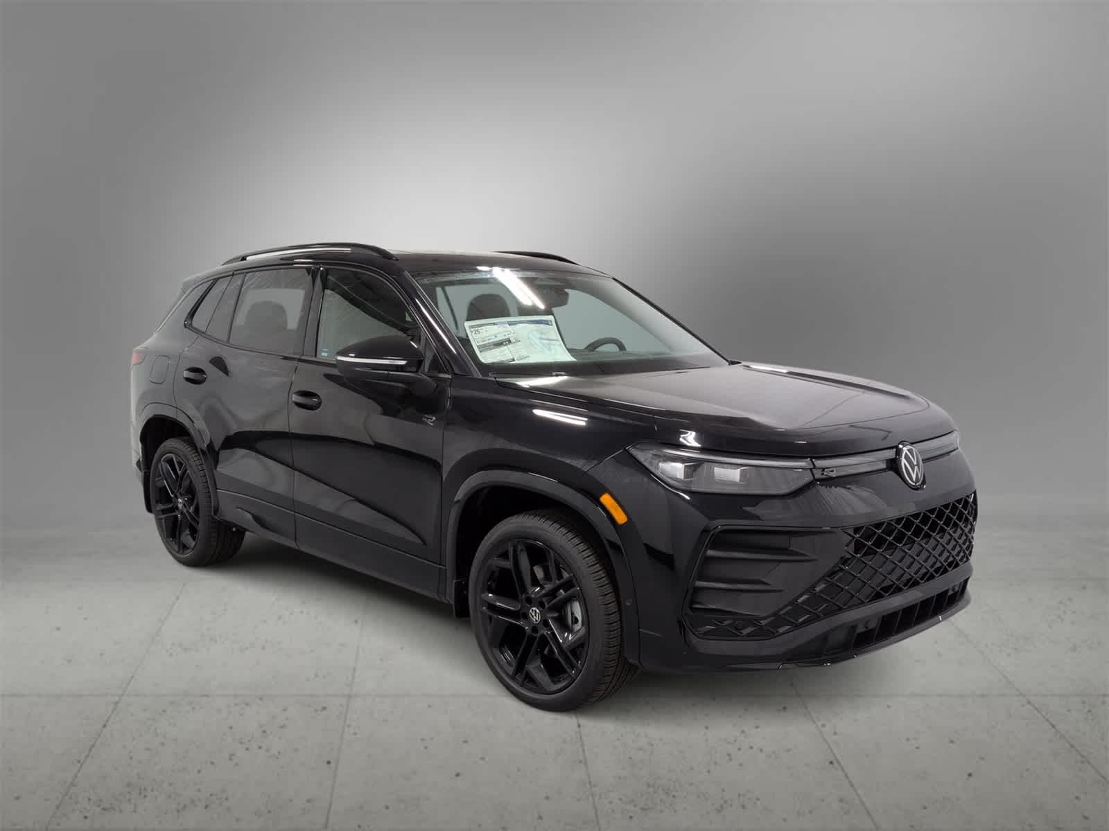 Thumbnail: 2026 Volkswagen Tiguan - 2