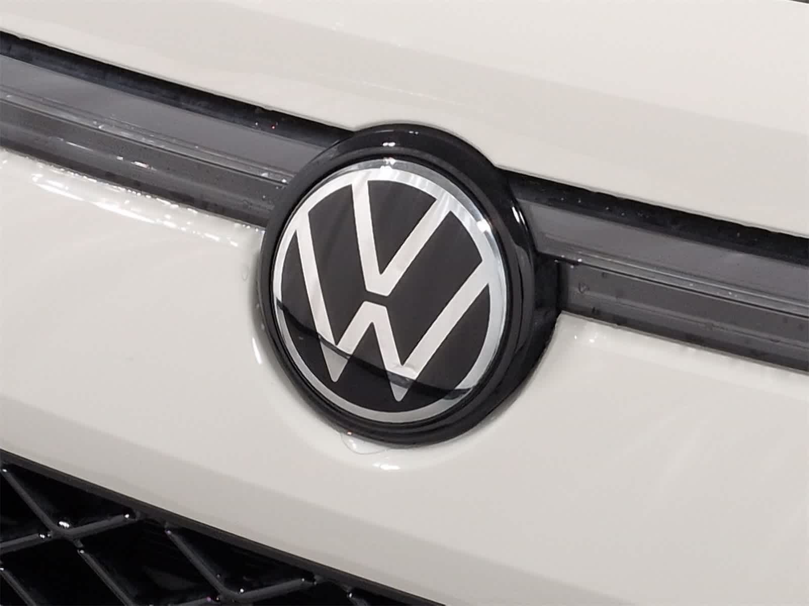 Thumbnail: 2026 Volkswagen Tiguan - 12