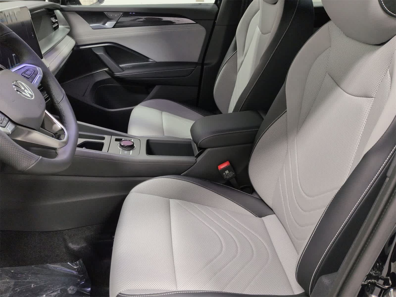 Thumbnail: 2026 Volkswagen Tiguan - 17