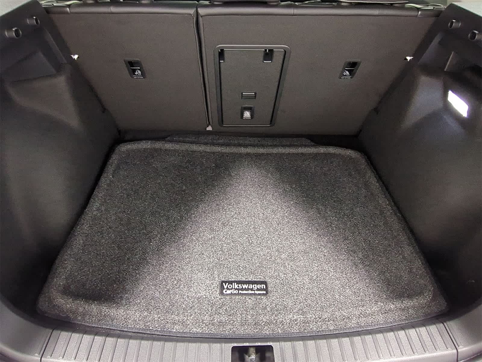 Thumbnail: 2025 Volkswagen Taos - 37