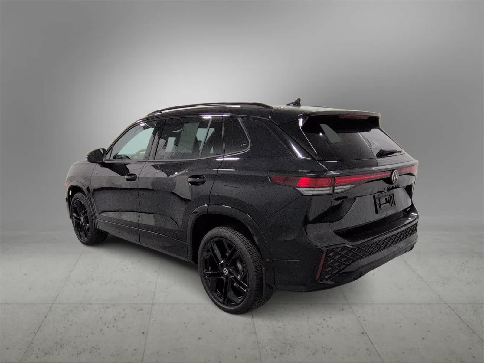 Thumbnail: 2026 Volkswagen Tiguan - 6