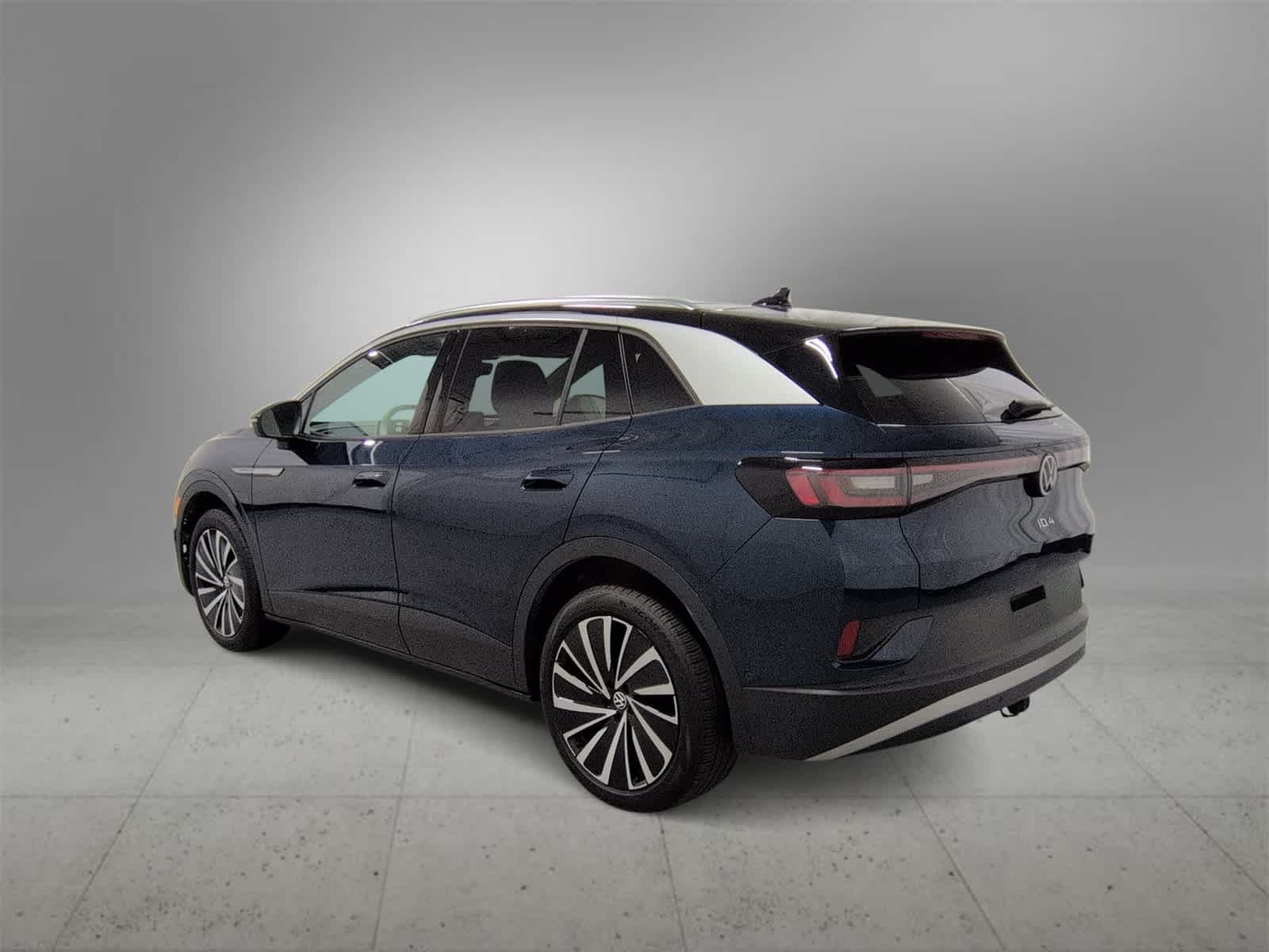 2023 Volkswagen ID.4 Pro Plus photo 3