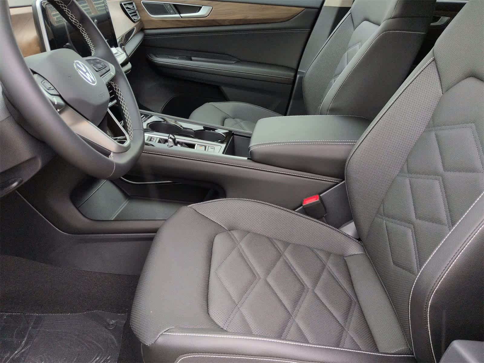 Thumbnail: 2026 Volkswagen Atlas - 16