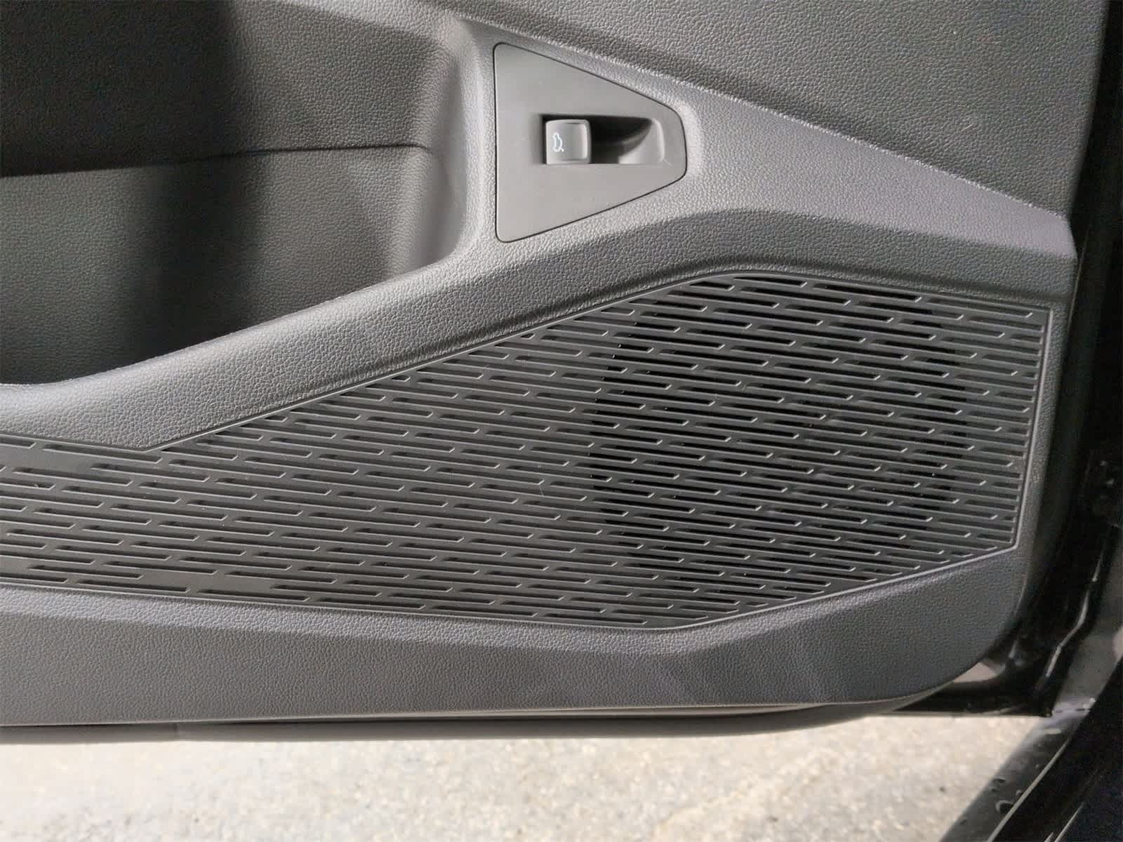 Thumbnail: 2026 Volkswagen Jetta - 33