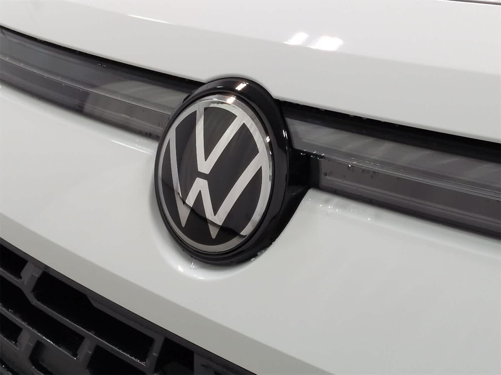 Thumbnail: 2026 Volkswagen Tiguan - 13