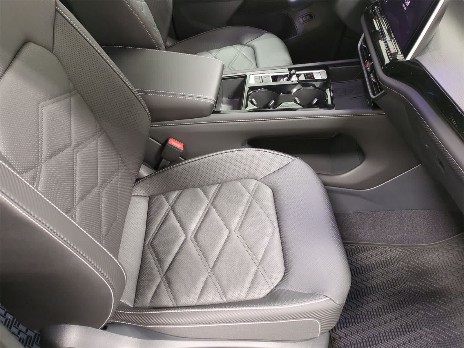 2025 Volkswagen Atlas SE 22