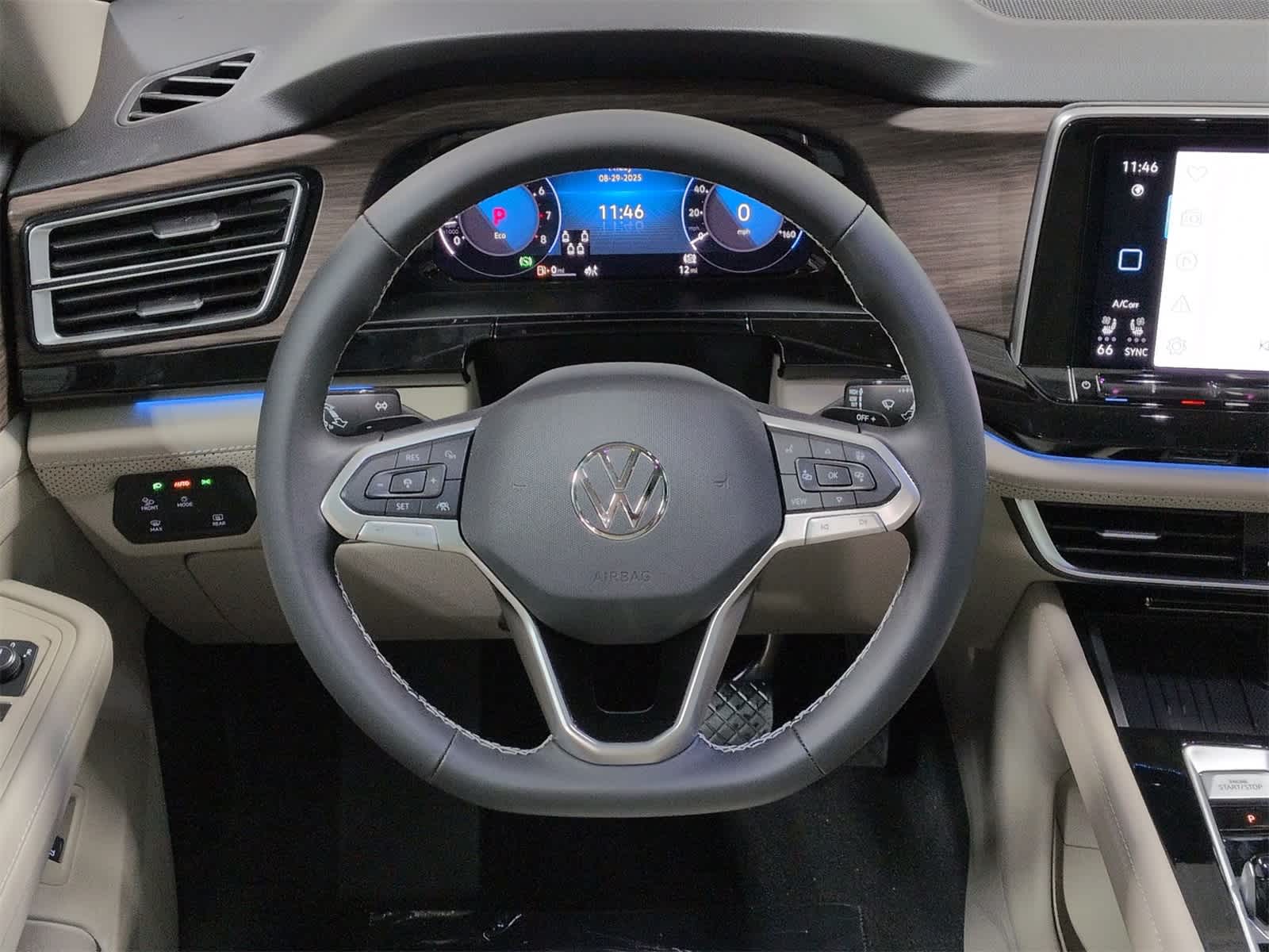 Thumbnail: 2026 Volkswagen Atlas - 25