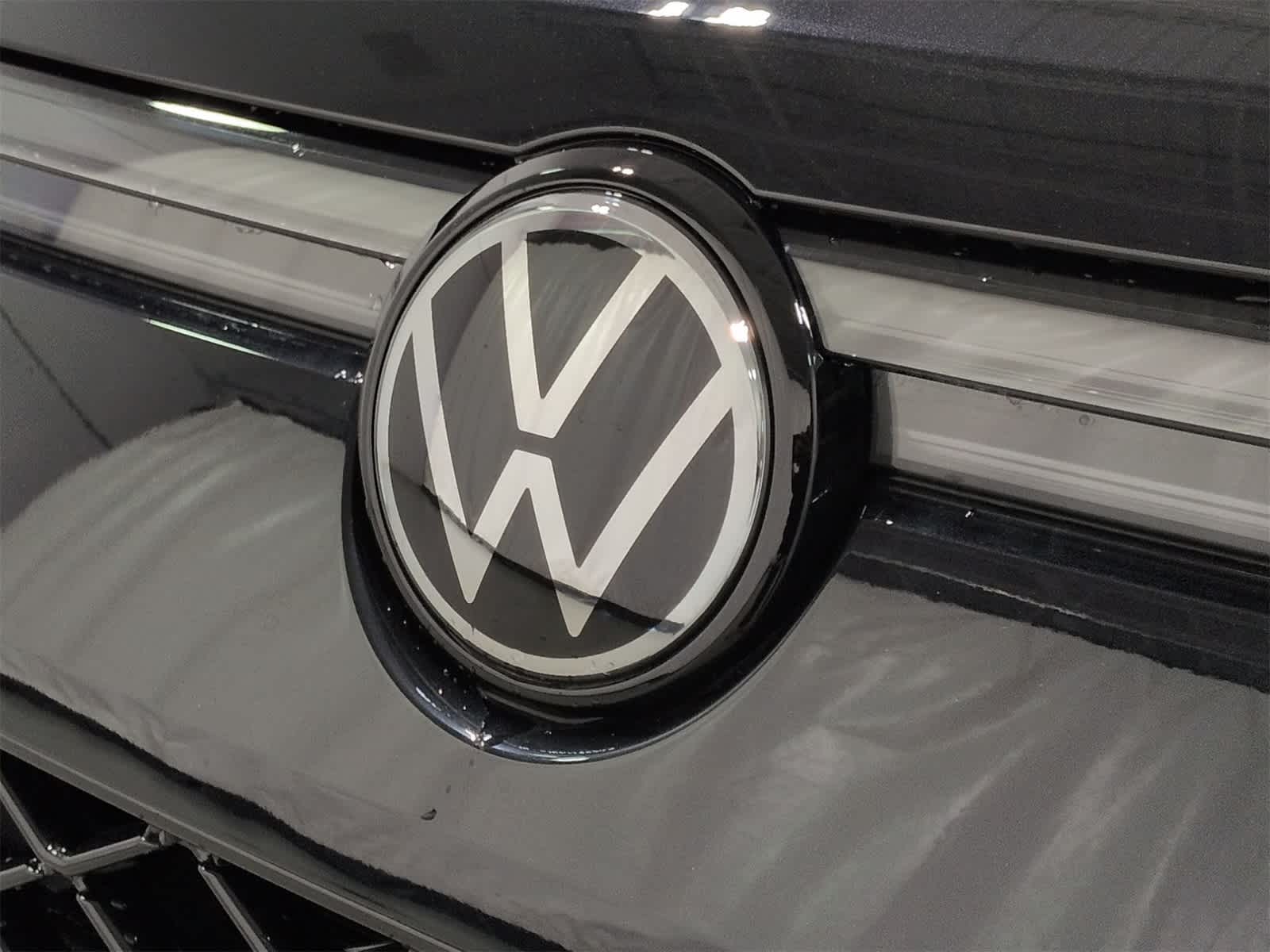 Thumbnail: 2026 Volkswagen Tiguan - 13