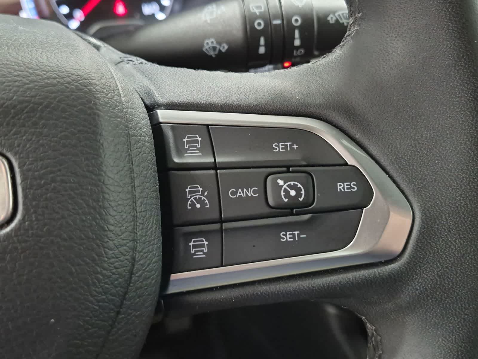 Thumbnail: 2024 Jeep Compass - 32