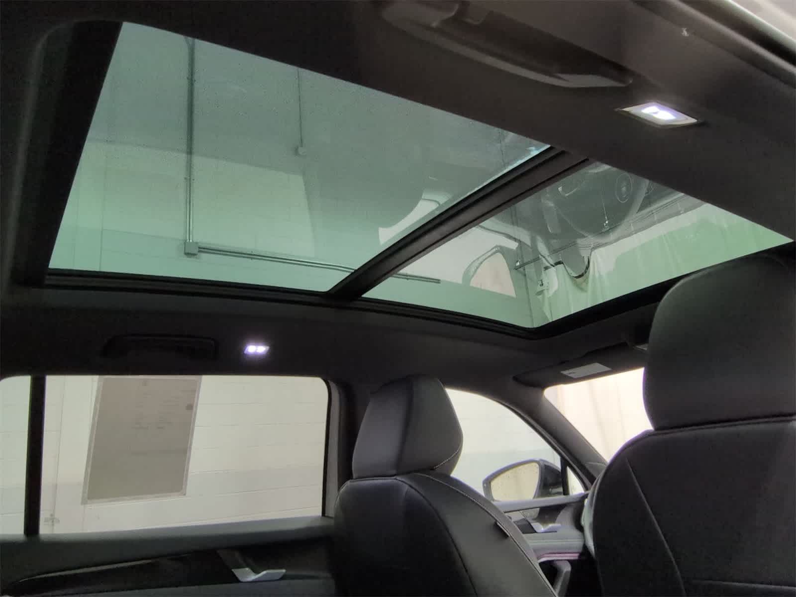 Thumbnail: 2026 Volkswagen Tiguan - 23