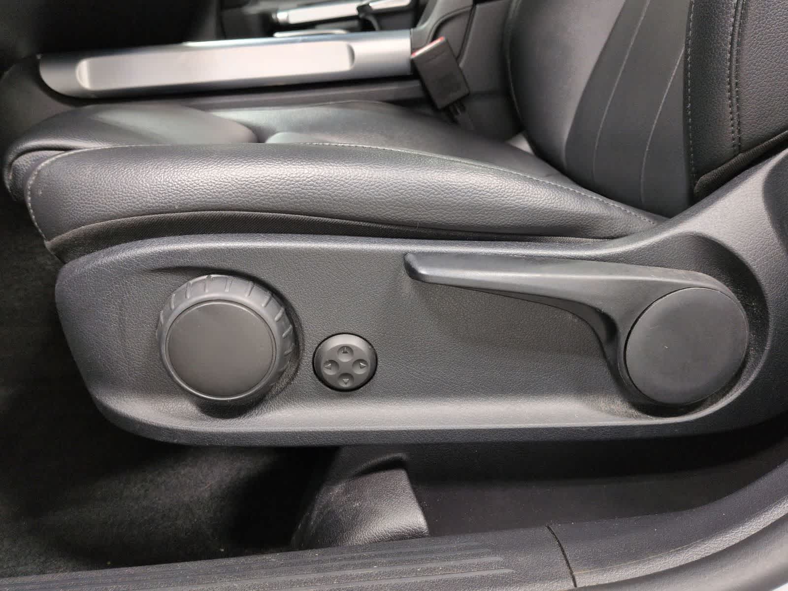 2022 Mercedes-Benz GLB Base - Photo 18
