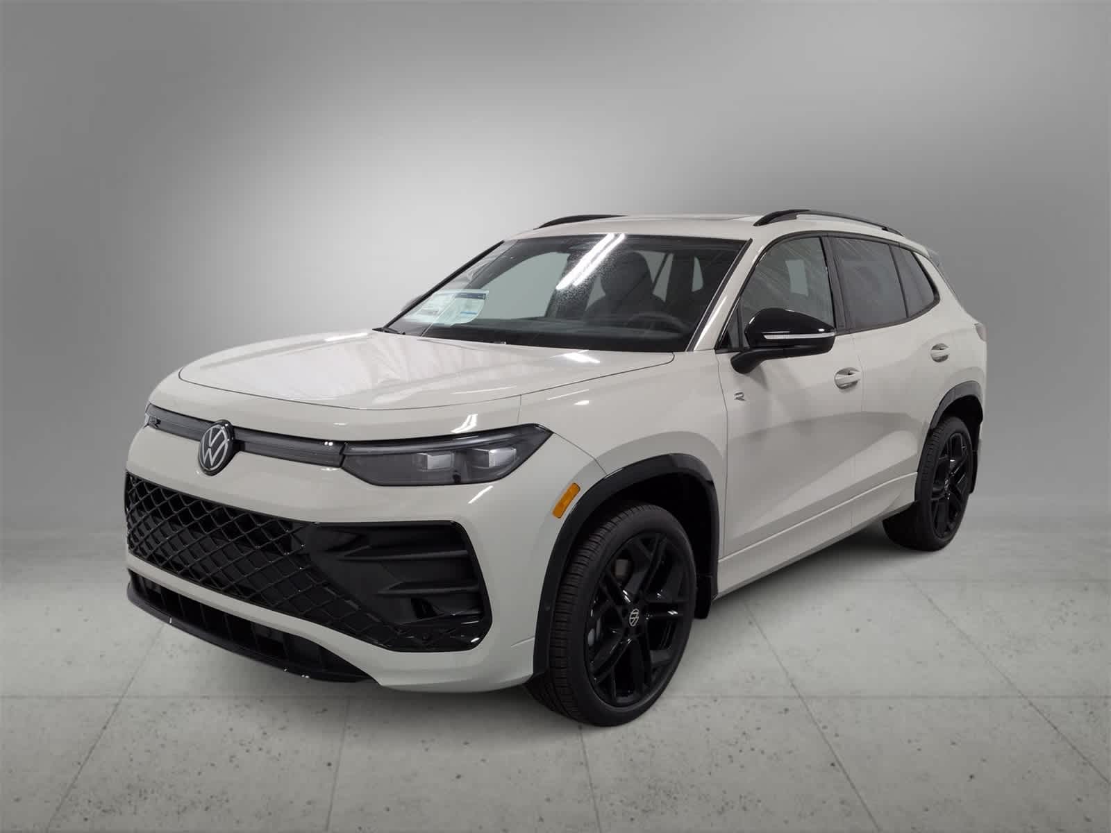 Thumbnail: 2026 Volkswagen Tiguan - 4