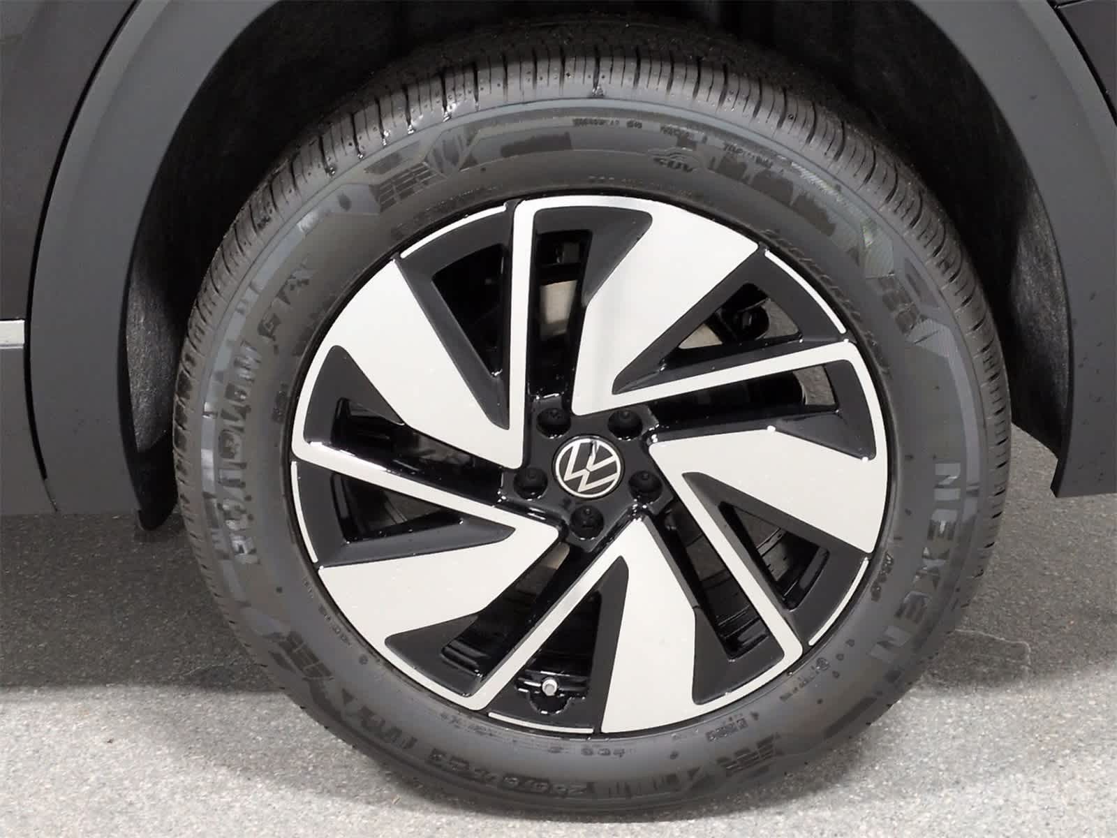 Thumbnail: 2026 Volkswagen Atlas - 14