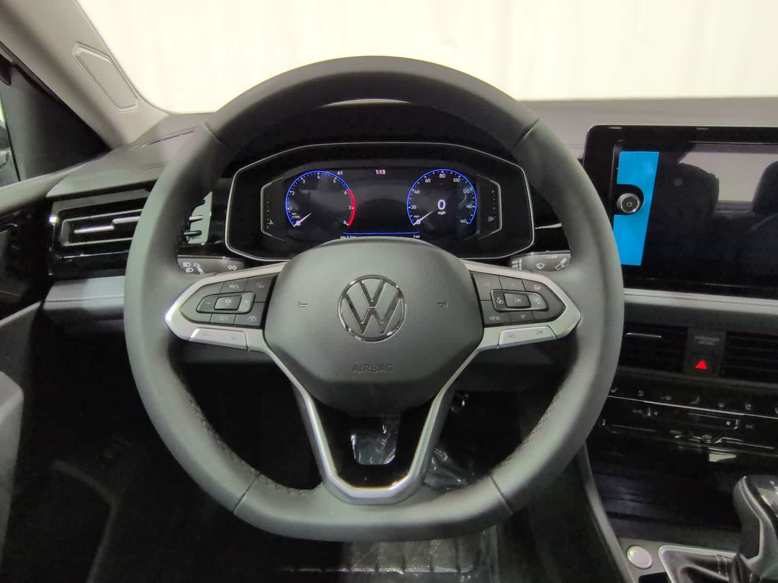 2026 Volkswagen Jetta SEL - Photo 25