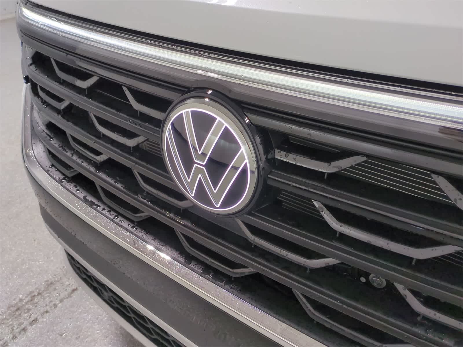 2025 Volkswagen Atlas SEL 12