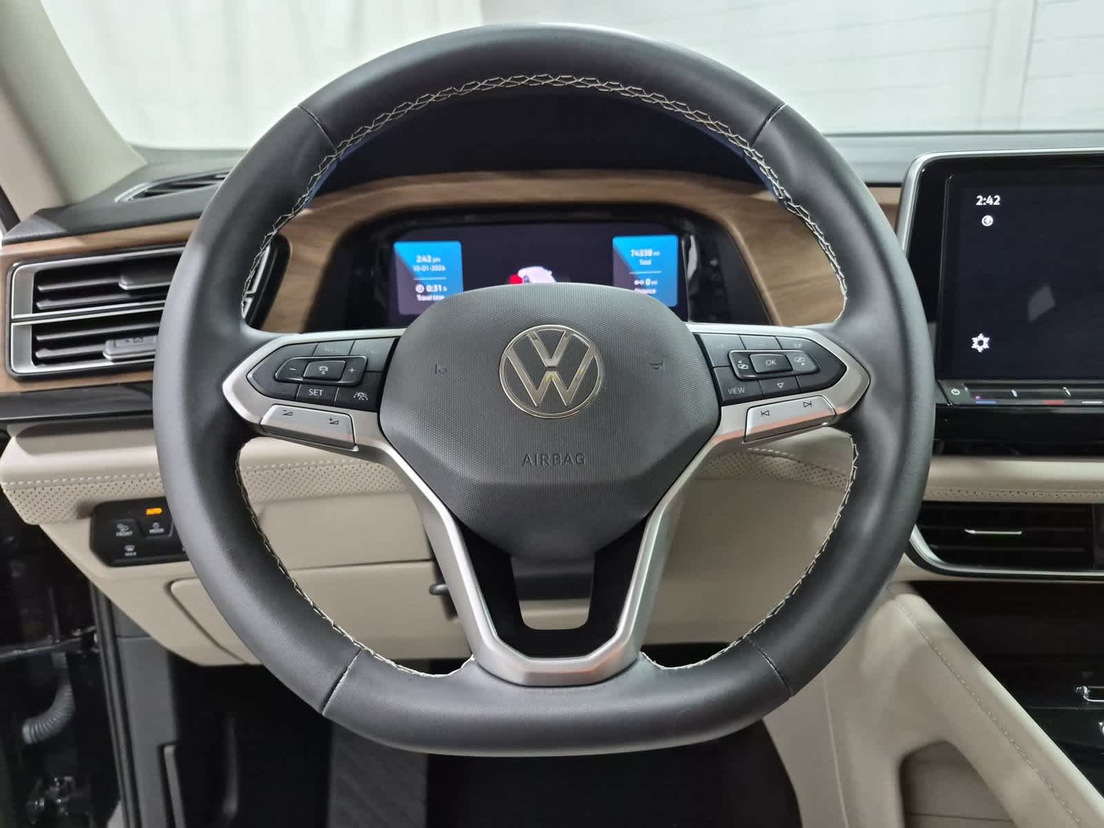 2024 Volkswagen Atlas SE w/Tech - Photo 21