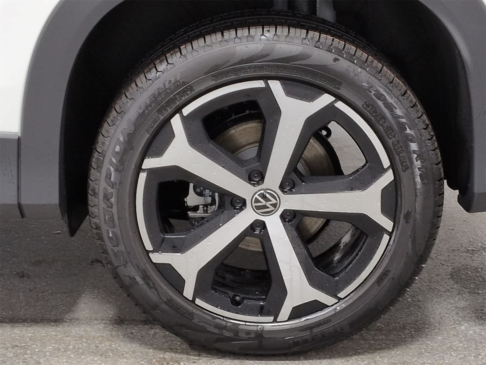 Thumbnail: 2026 Volkswagen Tiguan - 14