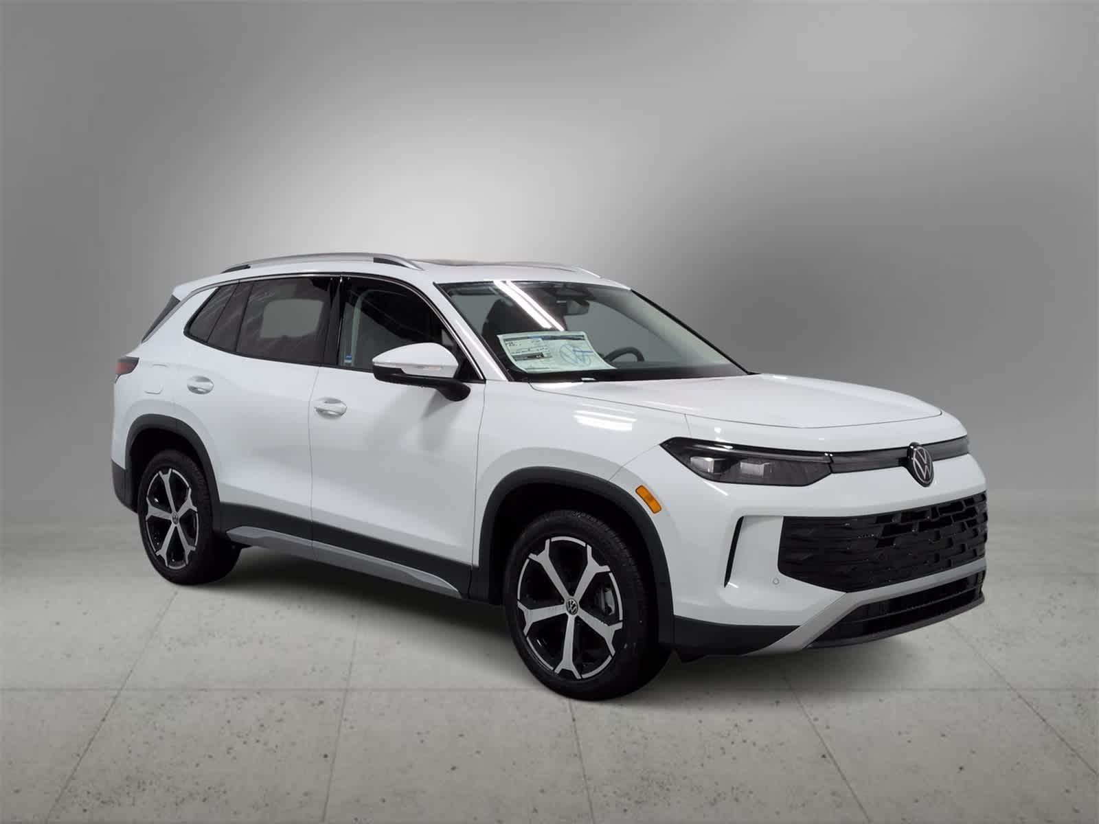 Thumbnail: 2026 Volkswagen Tiguan - 2