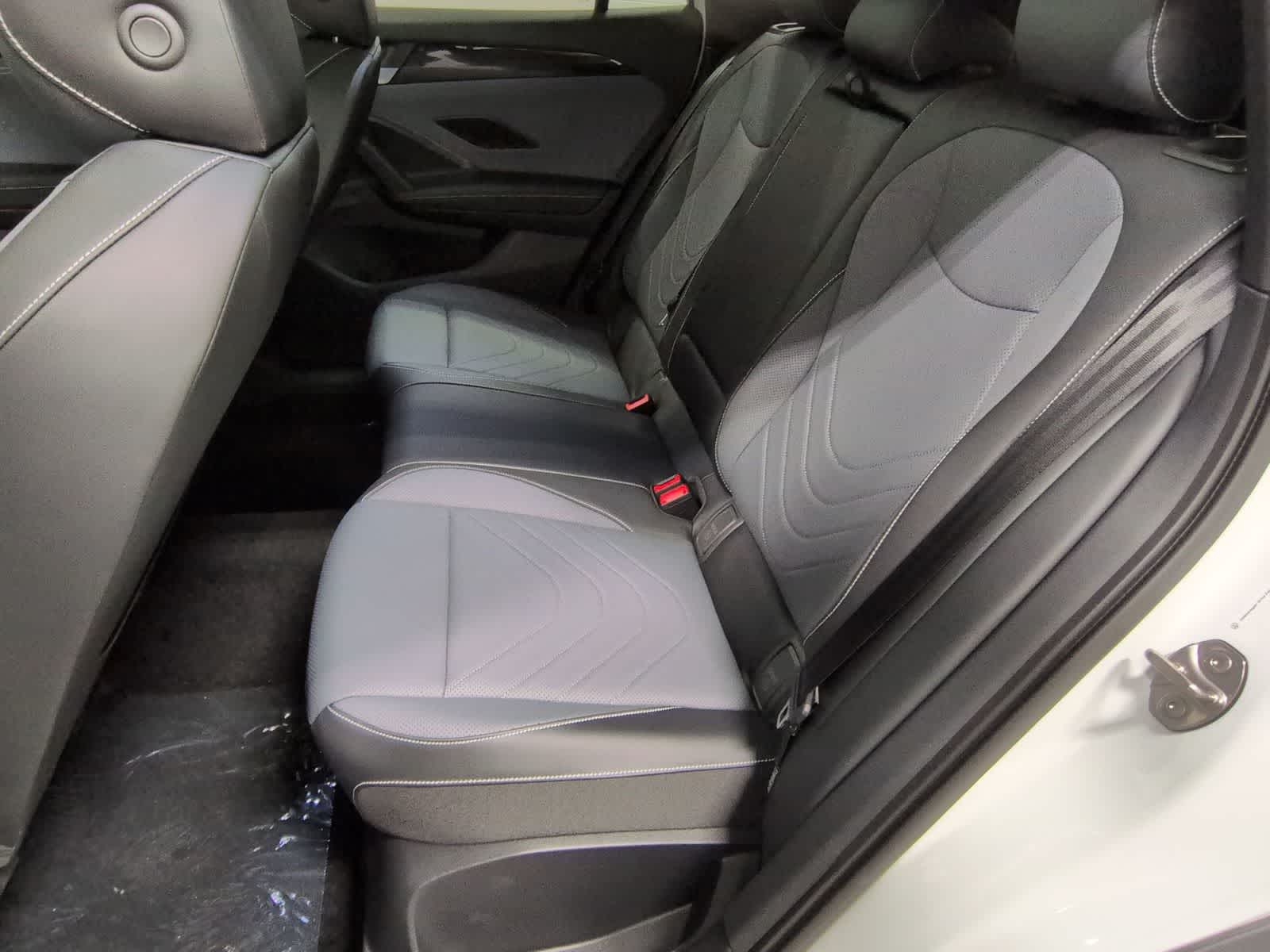2026 Volkswagen Tiguan SE R-LINE BLACK - Photo 21