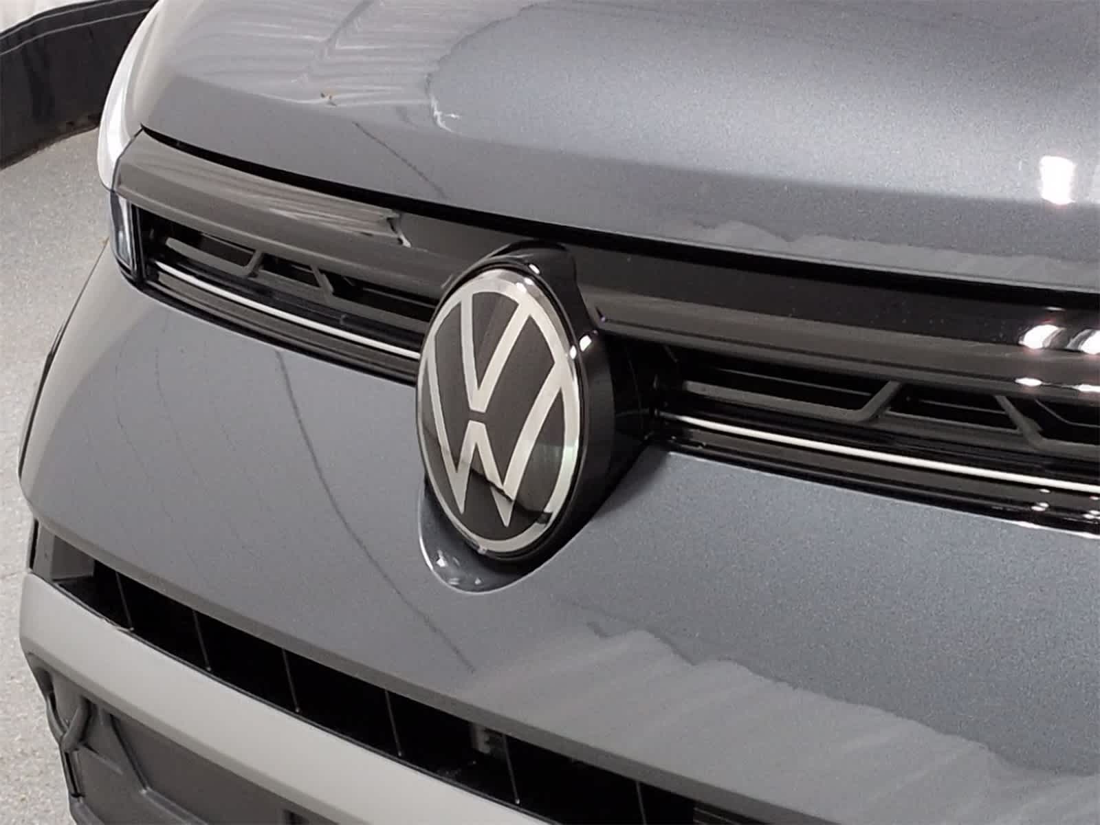 Thumbnail: 2025 Volkswagen Taos - 12