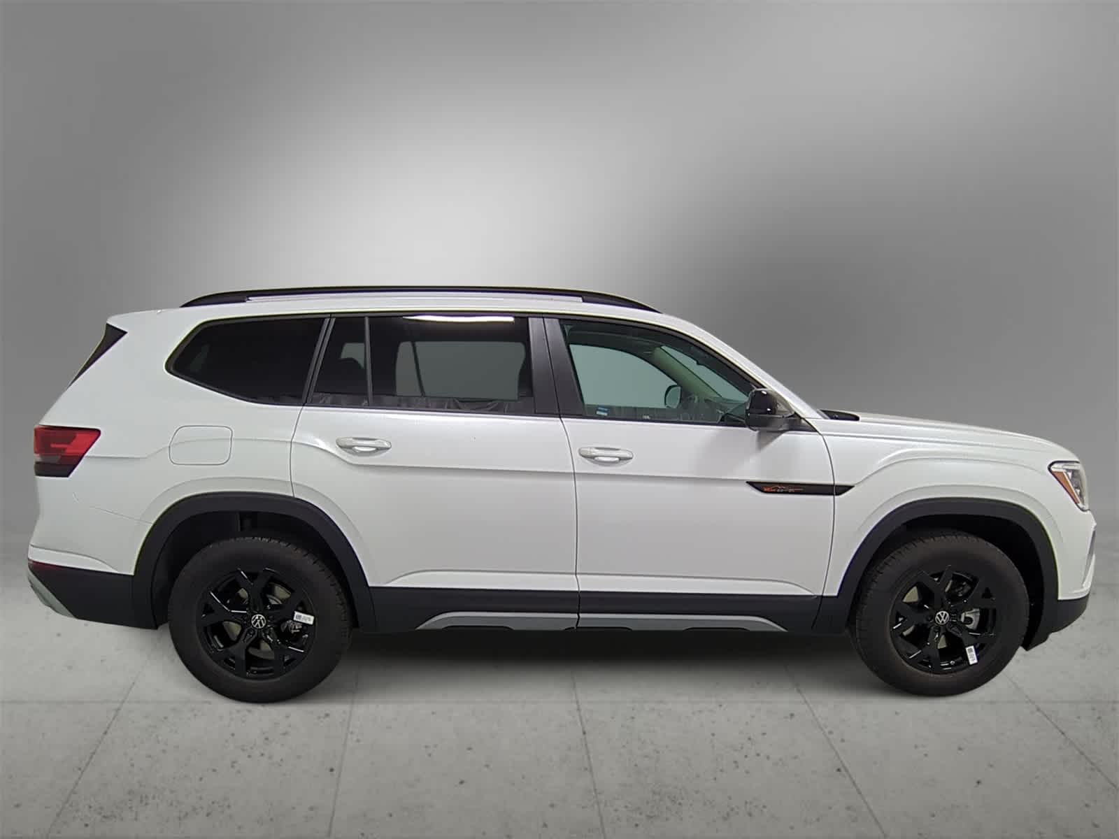 Thumbnail: 2026 Volkswagen Atlas - 9