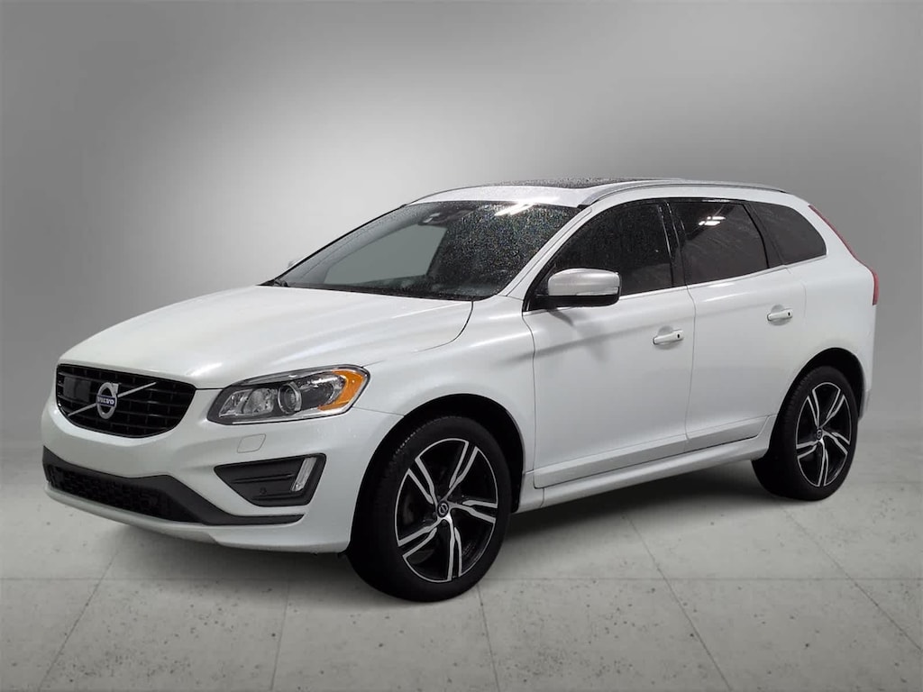 Used 2017 Volvo XC60 T6 AWD R-Design SUV