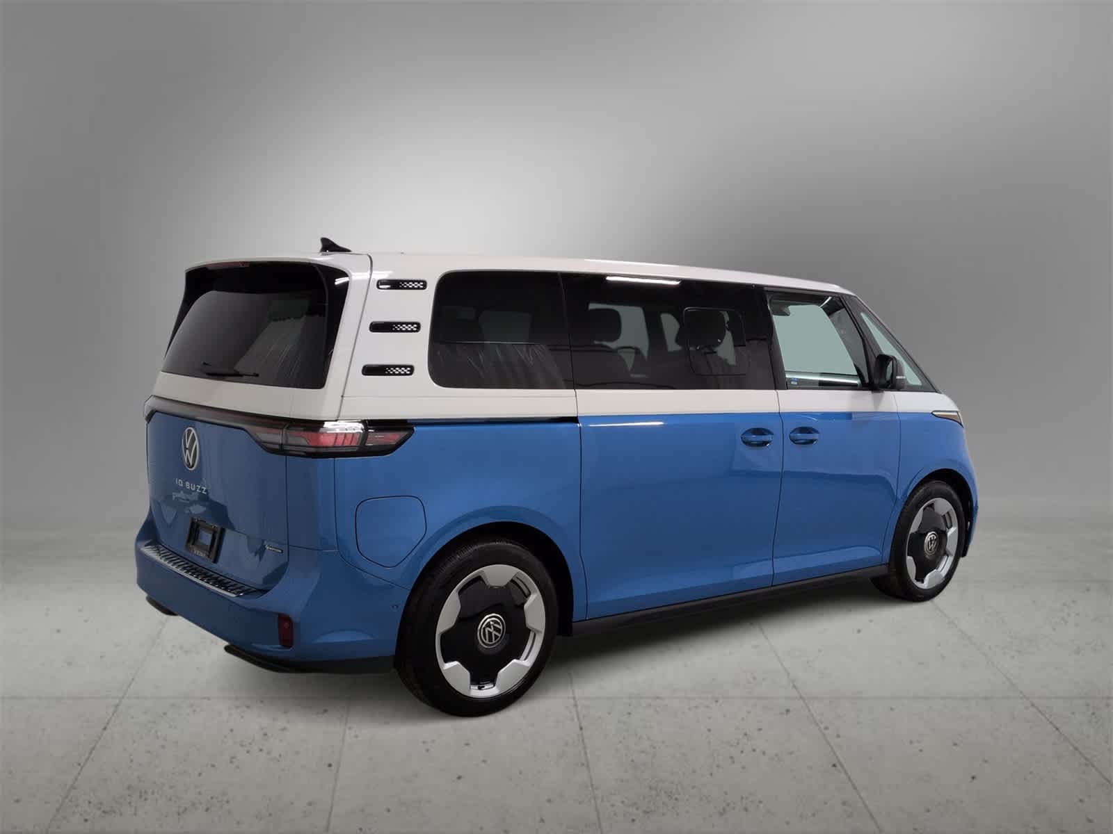 Thumbnail: 2025 Volkswagen ID.Buzz - 8