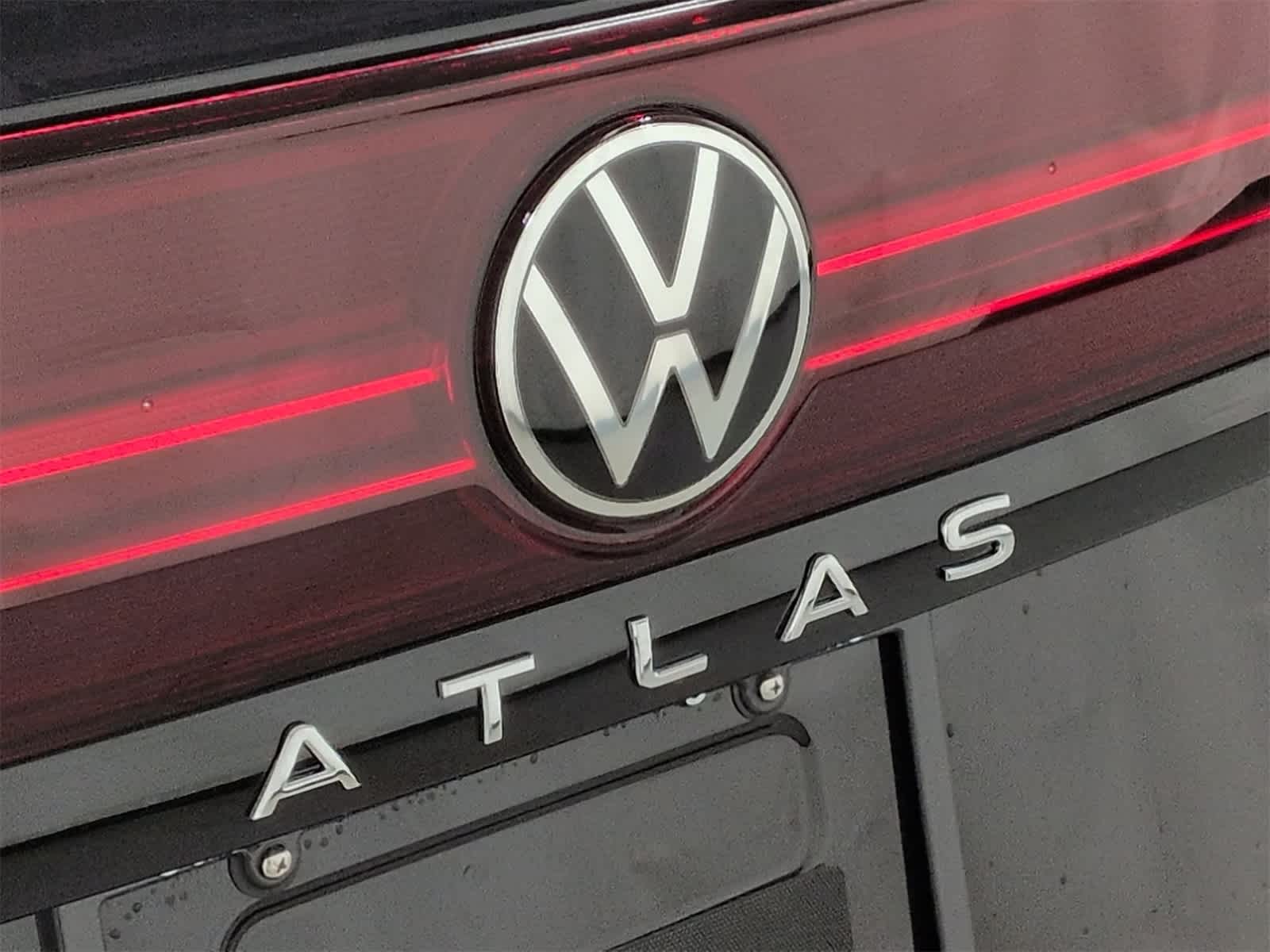 Thumbnail: 2026 Volkswagen Atlas - 13