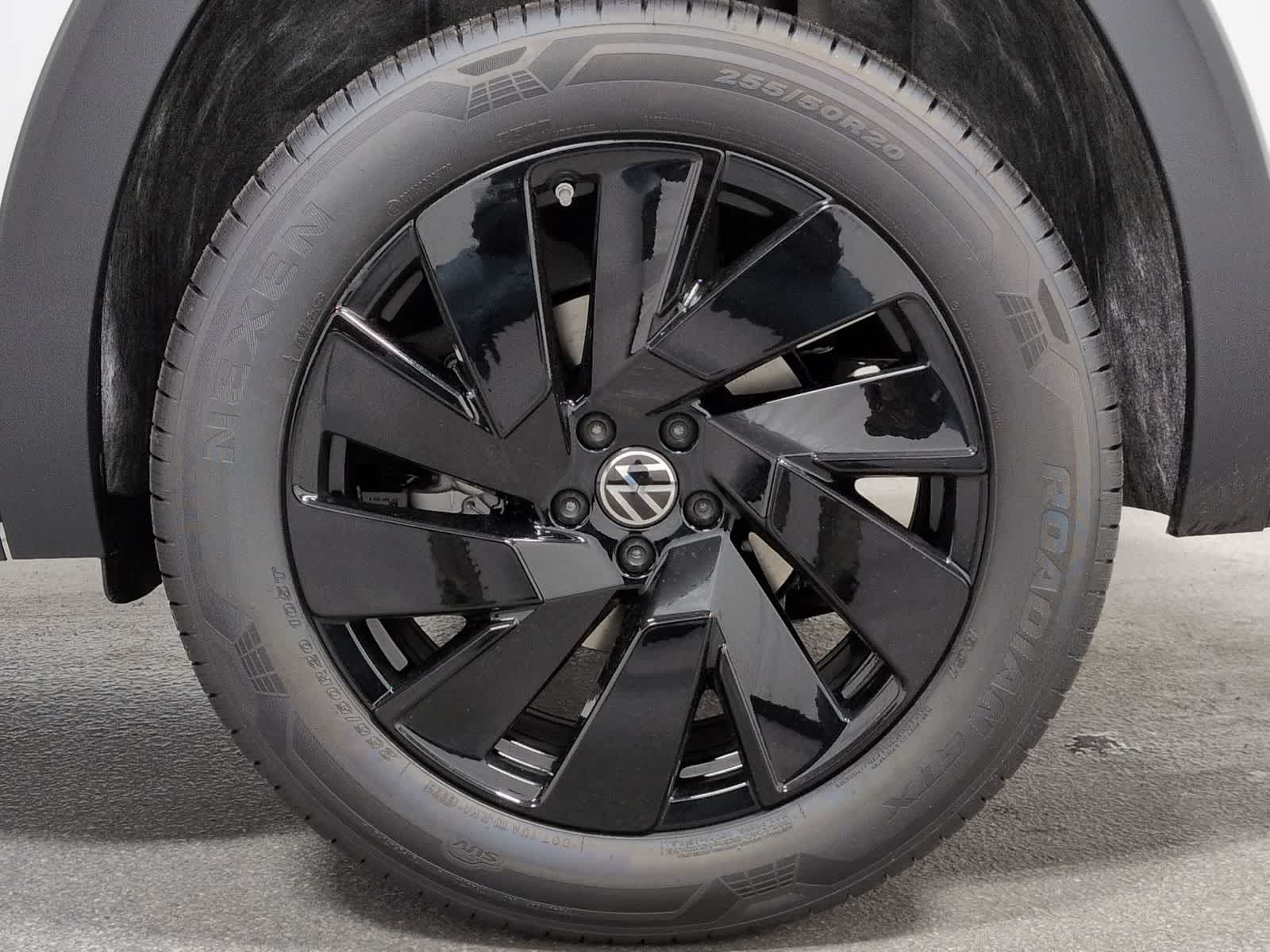 Thumbnail: 2026 Volkswagen Atlas - 13
