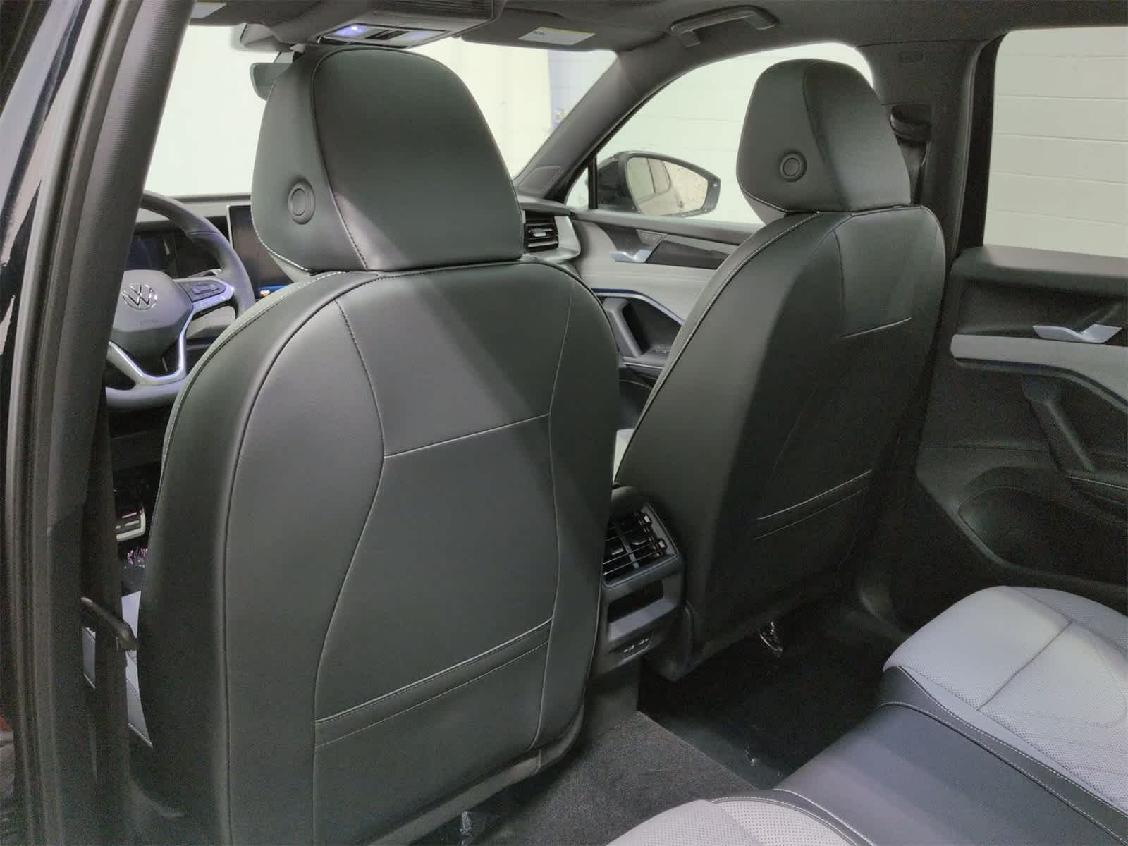 Thumbnail: 2026 Volkswagen Tiguan - 19