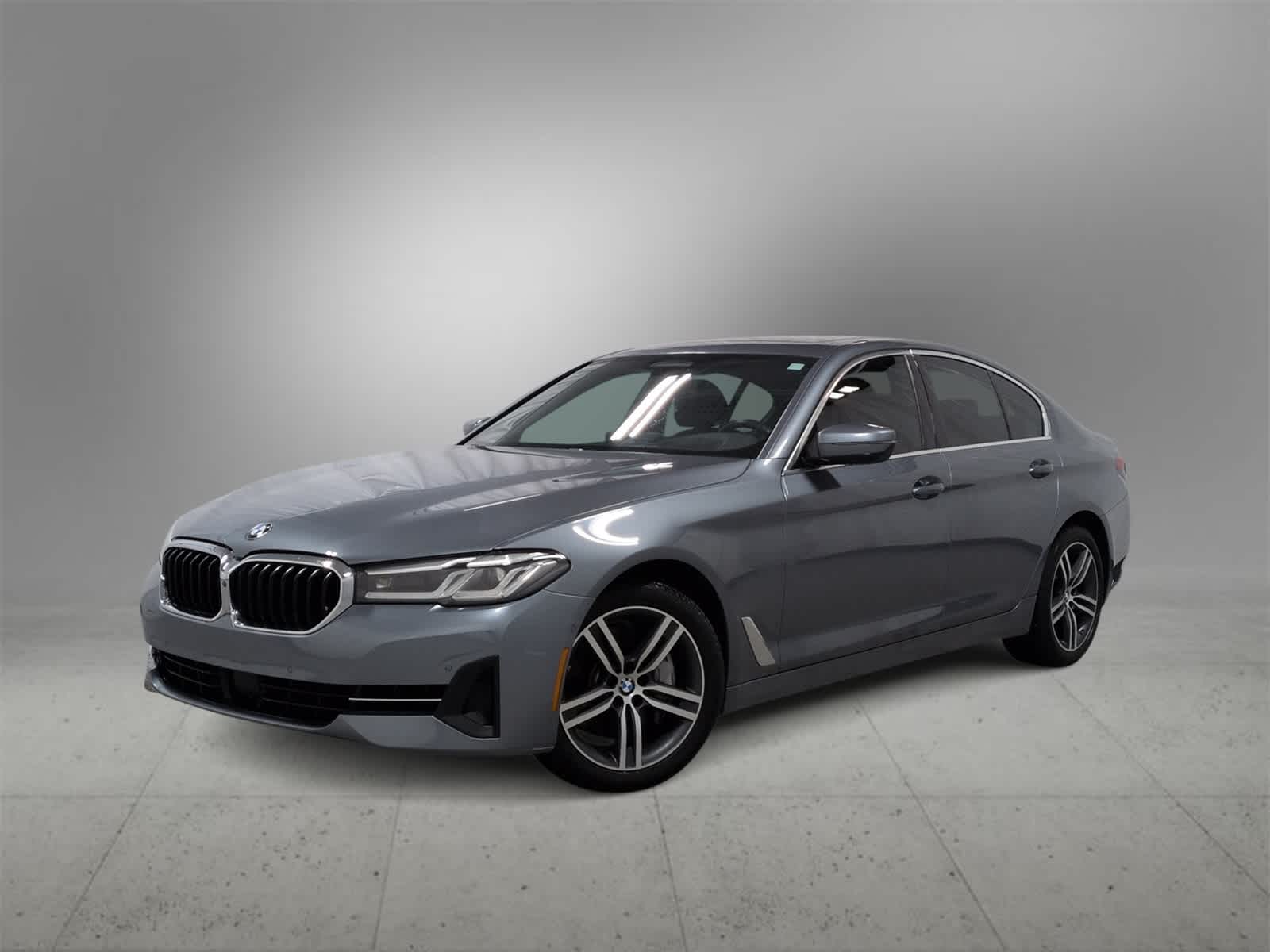 2021 BMW 5 Series 540i's photo