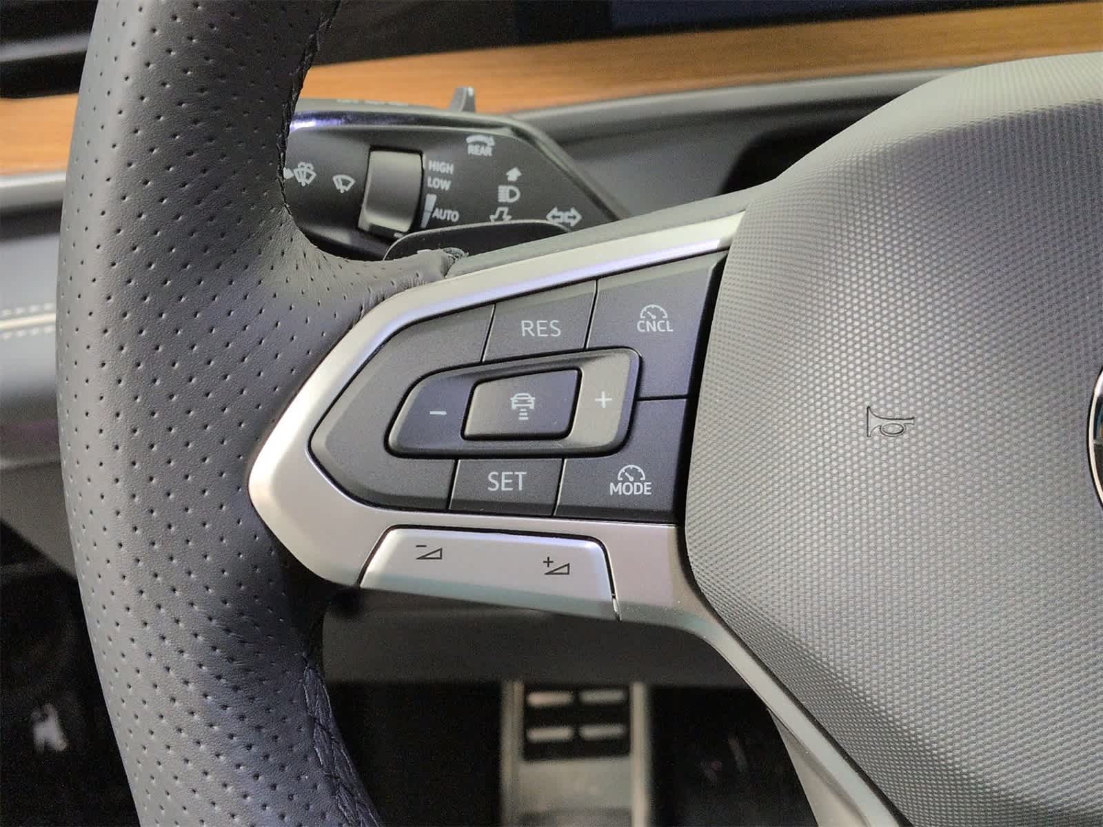 Thumbnail: 2026 Volkswagen Tiguan - 26