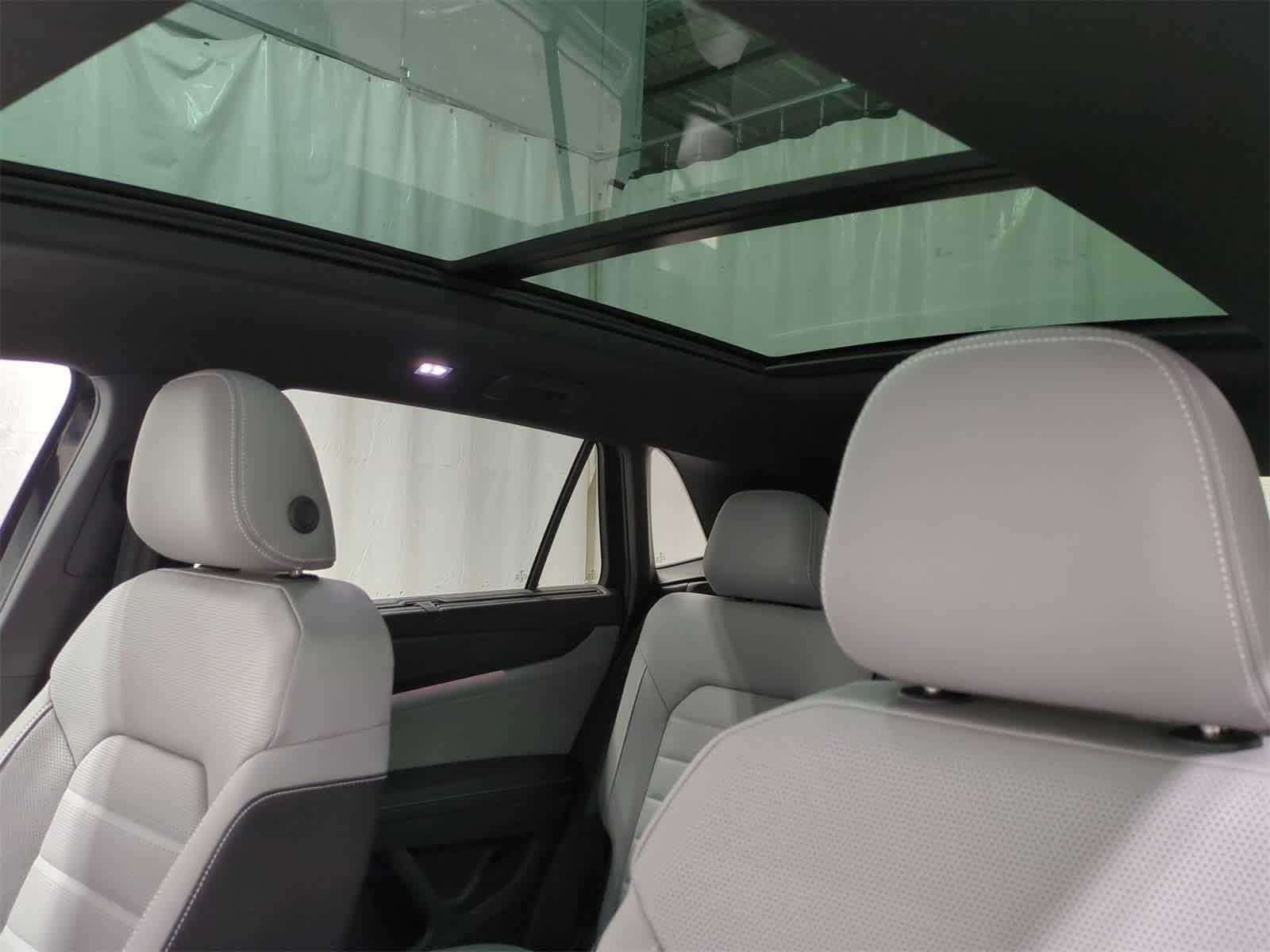 2025 Volkswagen Atlas SEL 20