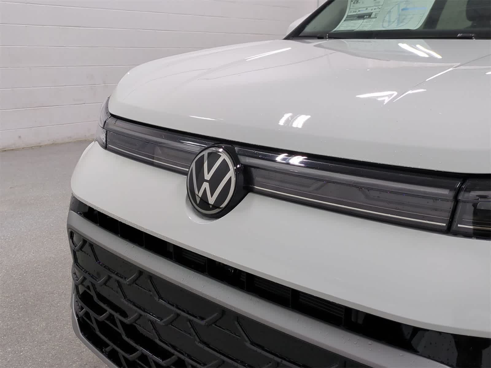 Thumbnail: 2025 Volkswagen Taos - 12