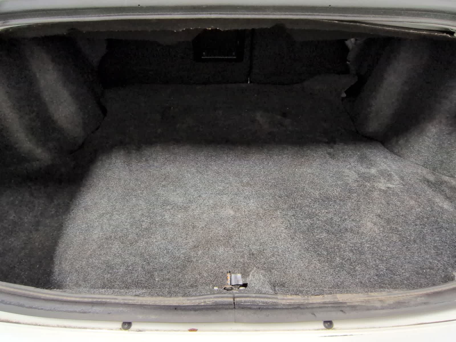 Thumbnail: 2013 Chrysler 200 - 28