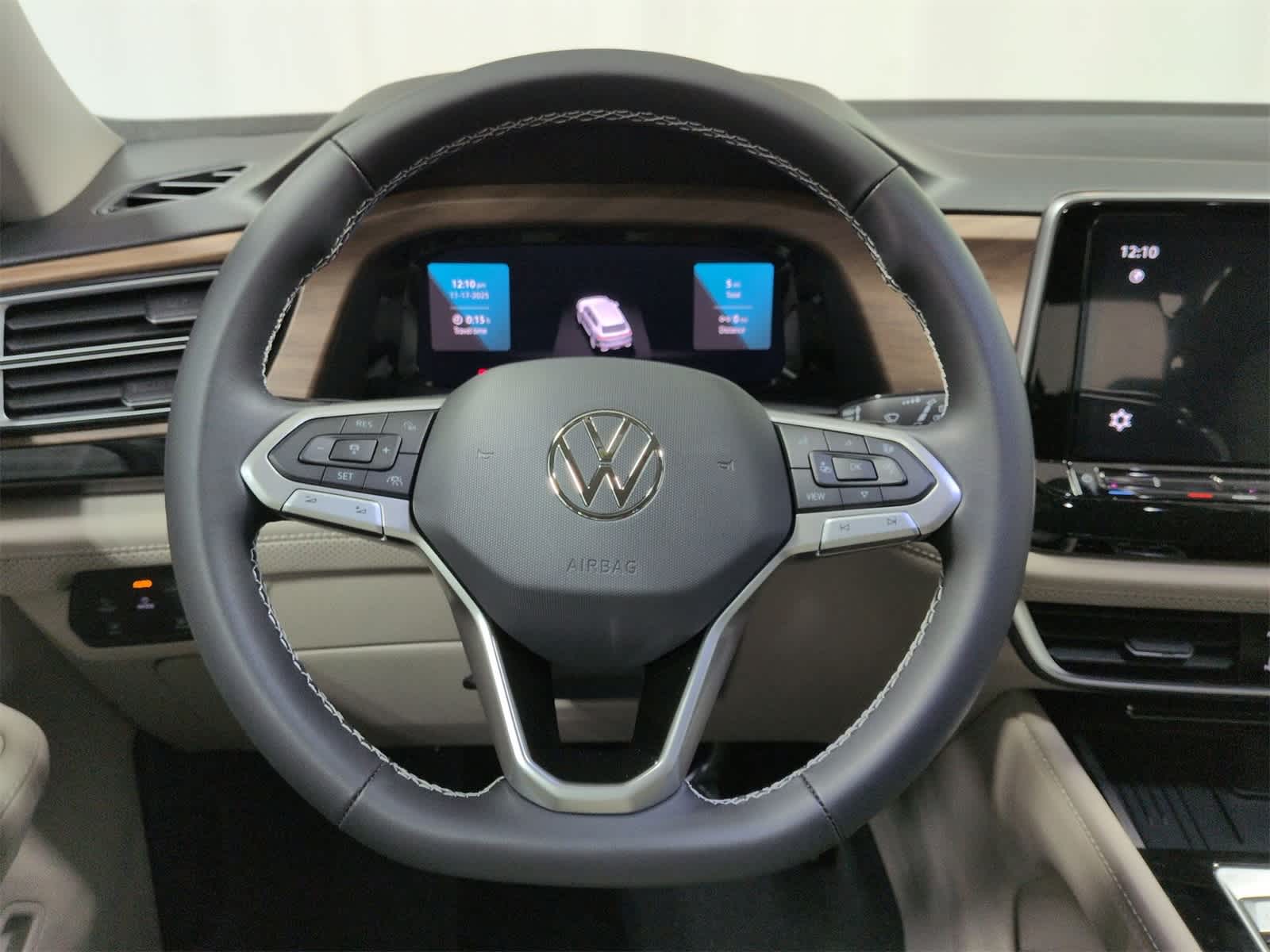 Thumbnail: 2026 Volkswagen Atlas - 23