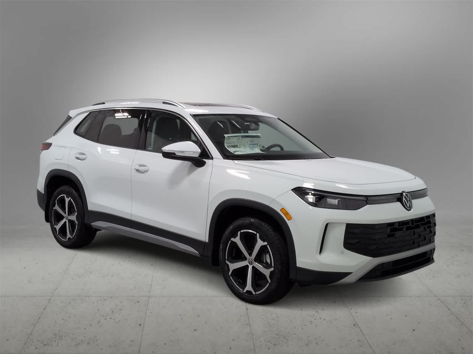 Thumbnail: 2026 Volkswagen Tiguan - 2