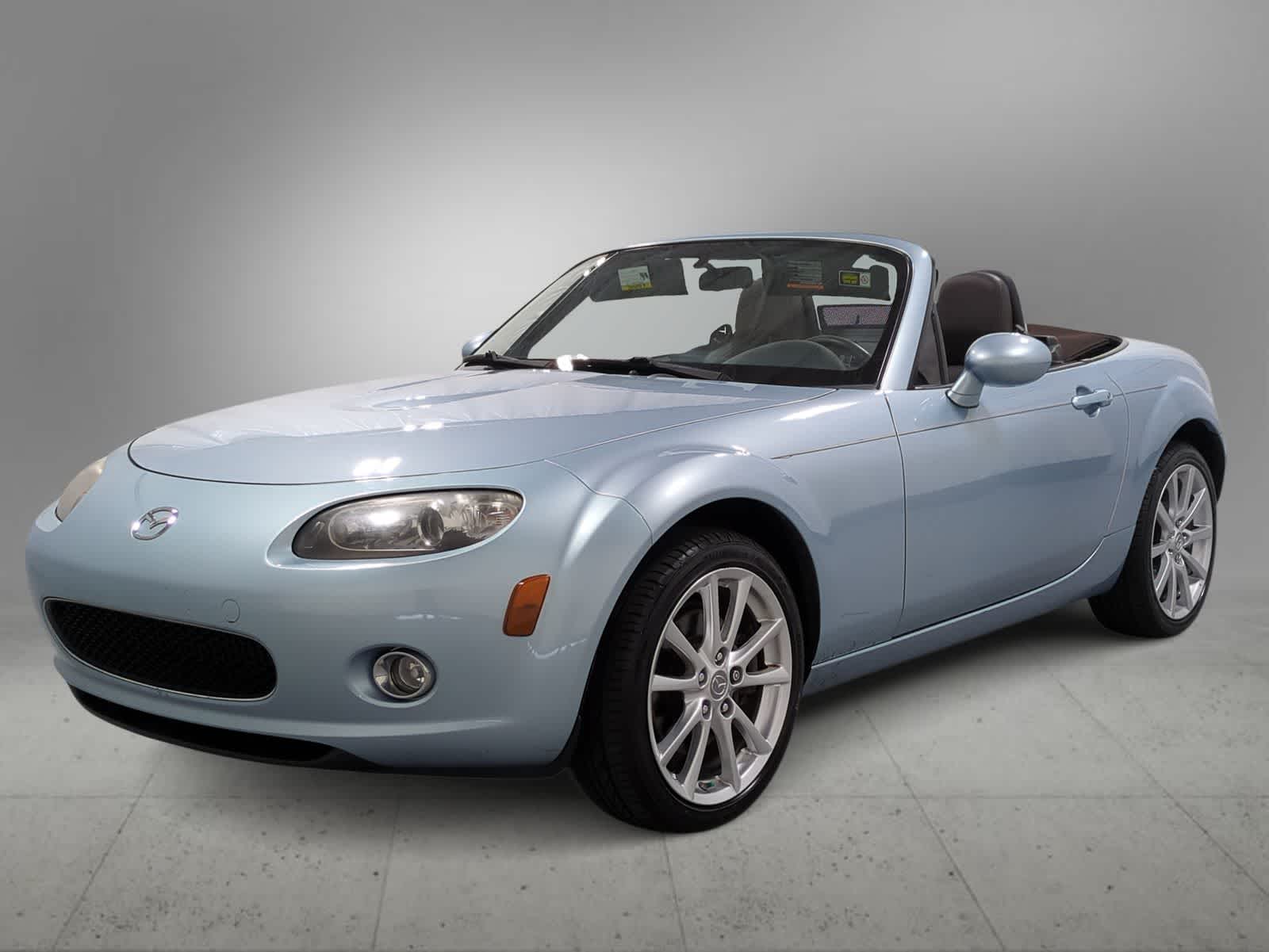 Thumbnail: 2008 Mazda MX-5 Miata - 4