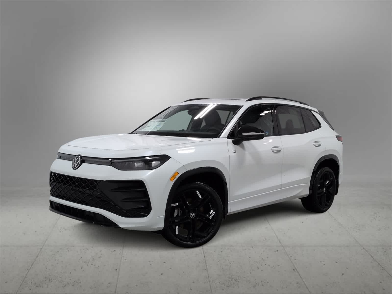 Thumbnail: 2026 Volkswagen Tiguan - 1